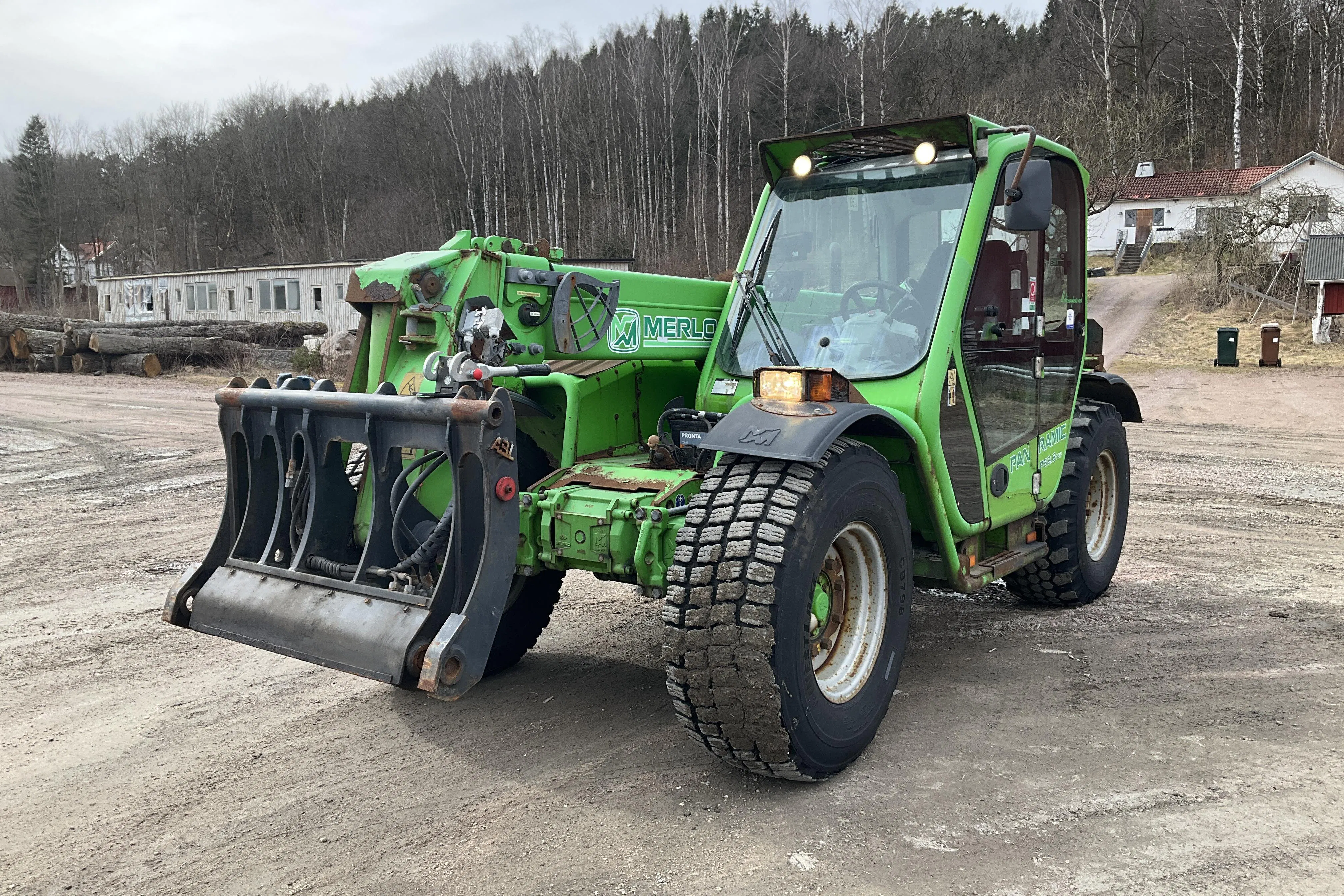 Presentationsfoto 1 av 48: MERLO P32.6 Top  F28TD - 0 km - grön - 2014