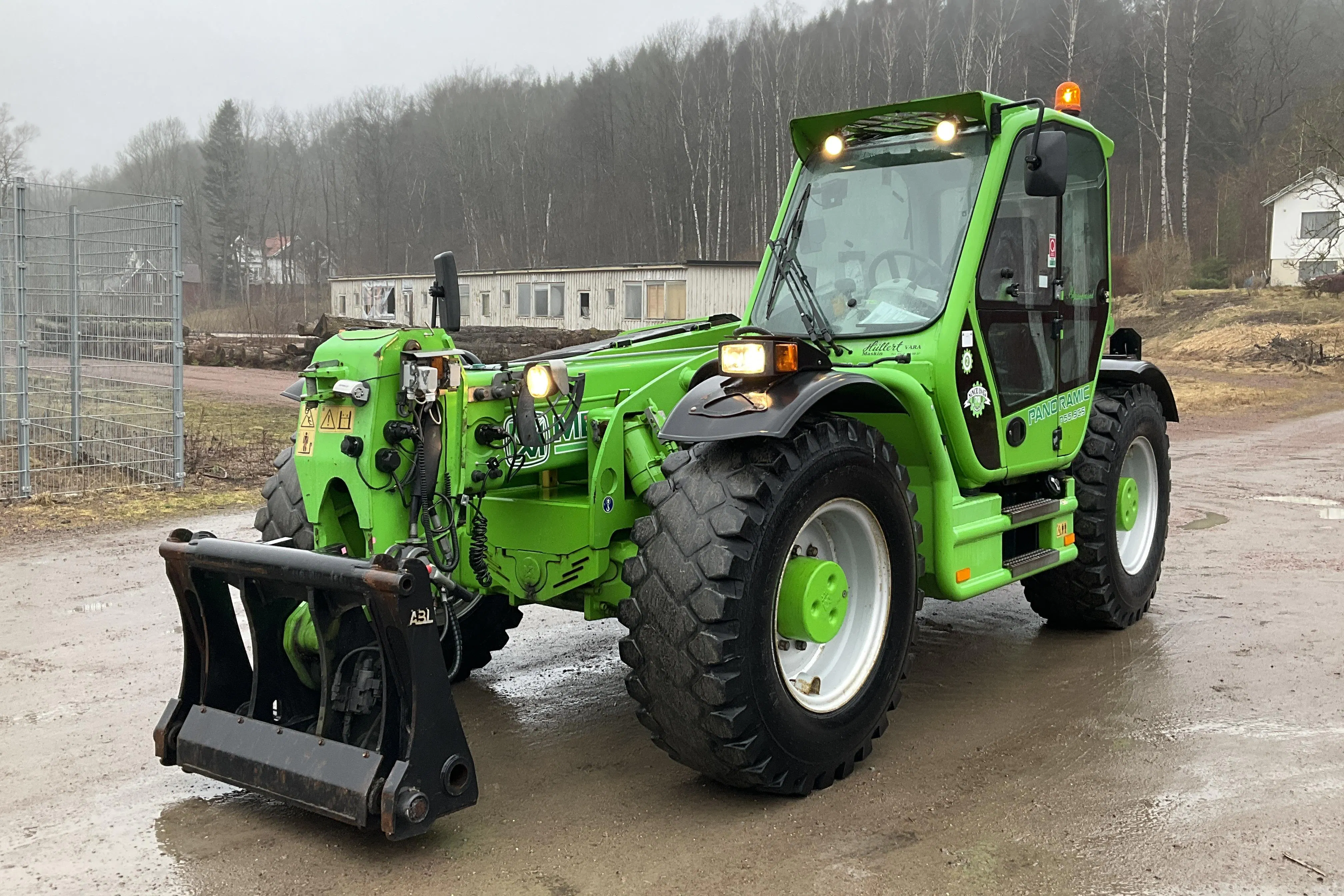Presentationsfoto 1 av 45: MERLO P55 .9 CS - 0 km - grön - 2015