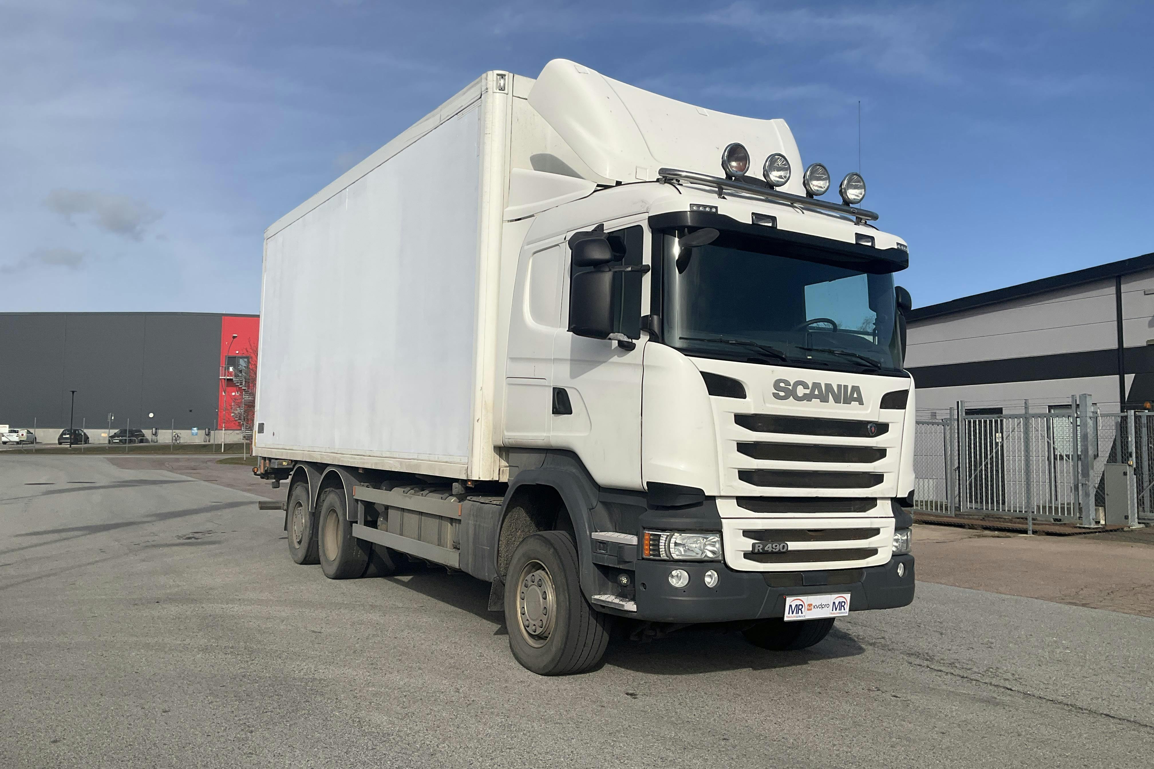 Presentation photo 2 of 51: SCANIA R490 - 772 804 km - Automatic - white - 2016