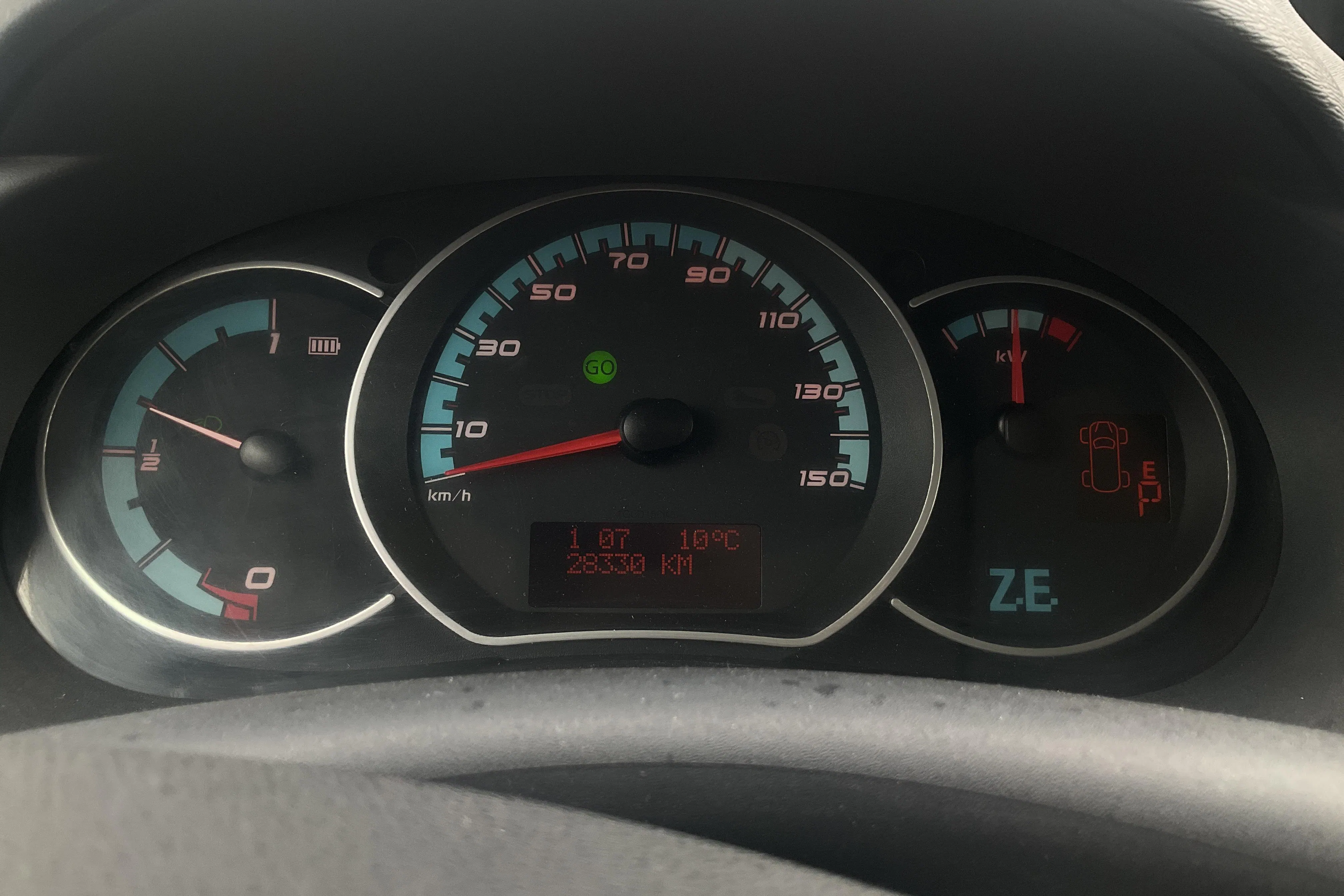 Presentation photo 15 of 15: Renault Kangoo Z.E Power Plus 33kWh Maxi Skåp (60hk) - 28 340 km - Automatic - white - 2019