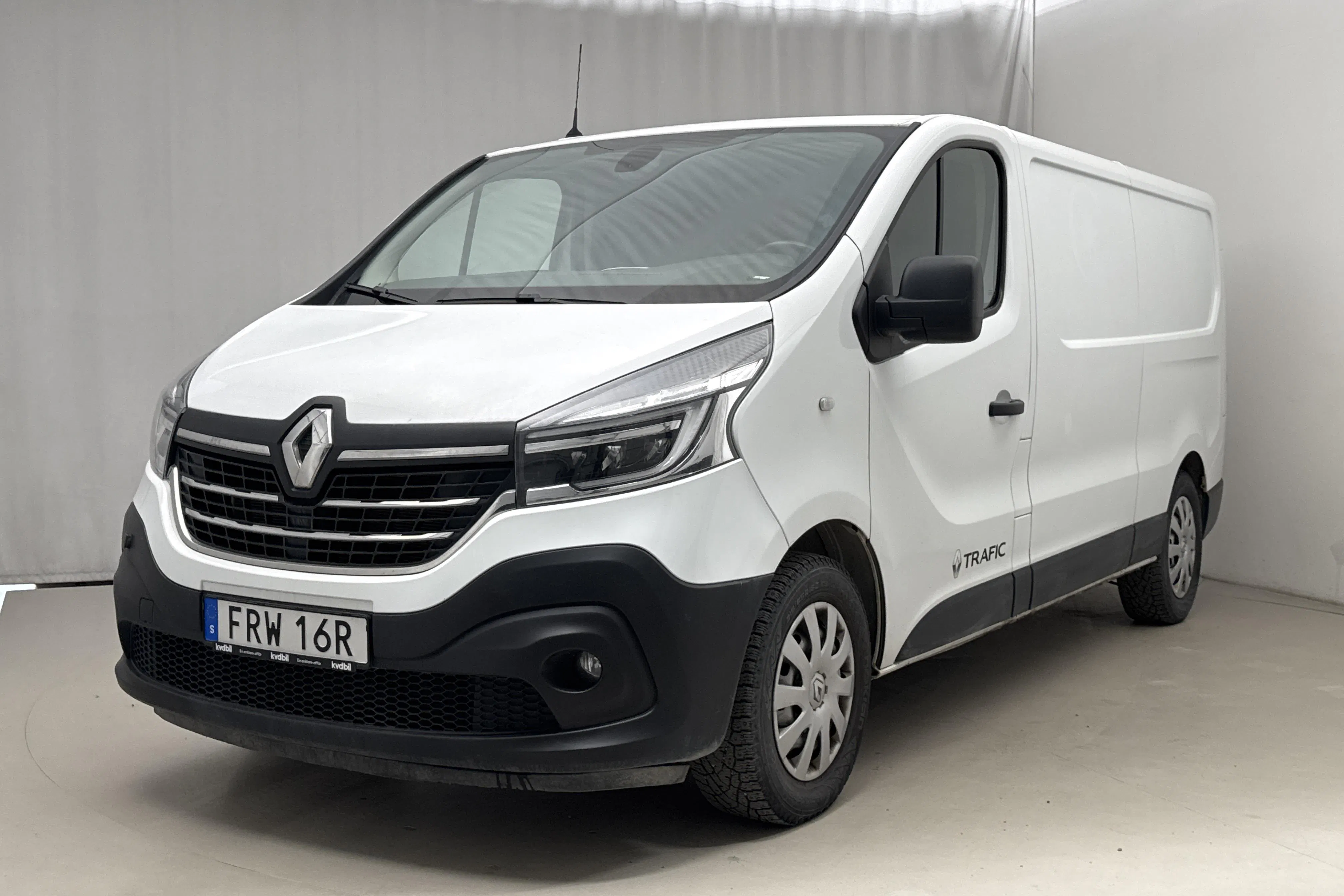 Presentationsfoto 1 av 21: Renault Trafic 2.0 dCi Skåp (145hk) - 4 839 mil - Automat - vit - 2020