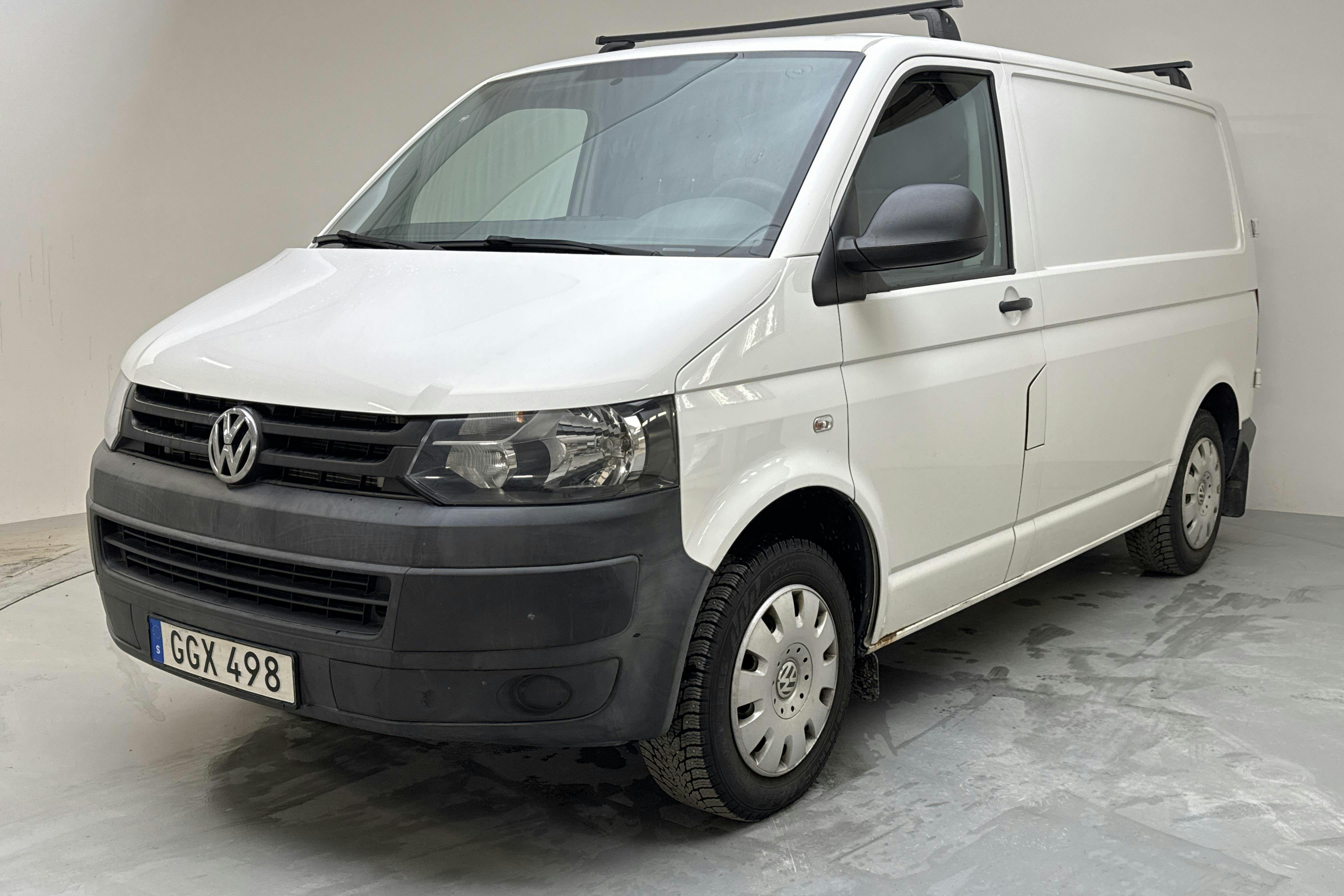 Presentationsfoto 1 av 11: VW Transporter T5 2.0 TDI (102hk) - 11 700 mil - Manuell - vit - 2014
