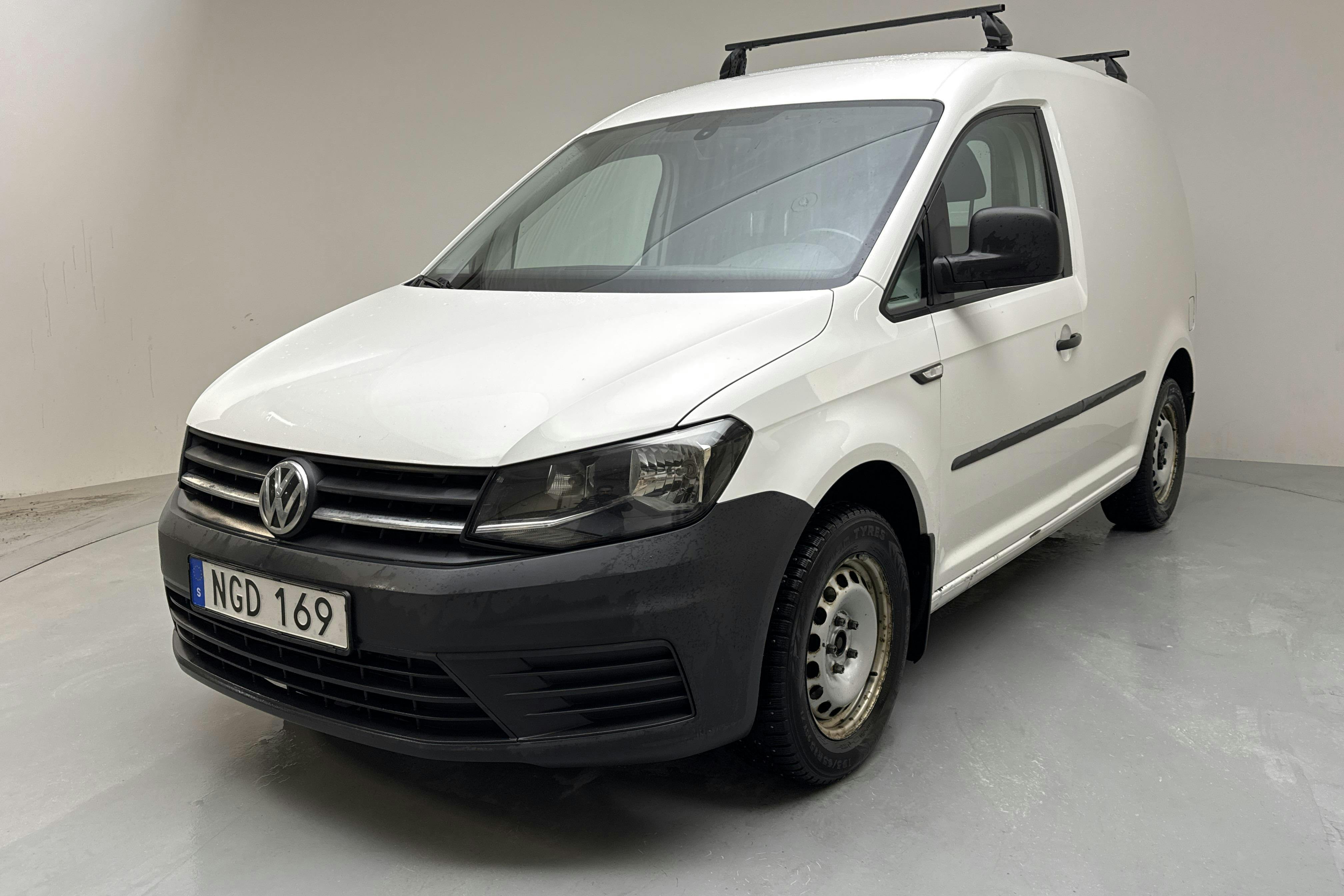 Presentation photo 1 of 12: VW Caddy 2.0 TDI Skåp (75hk) - 139 600 km - Manual - white - 2016
