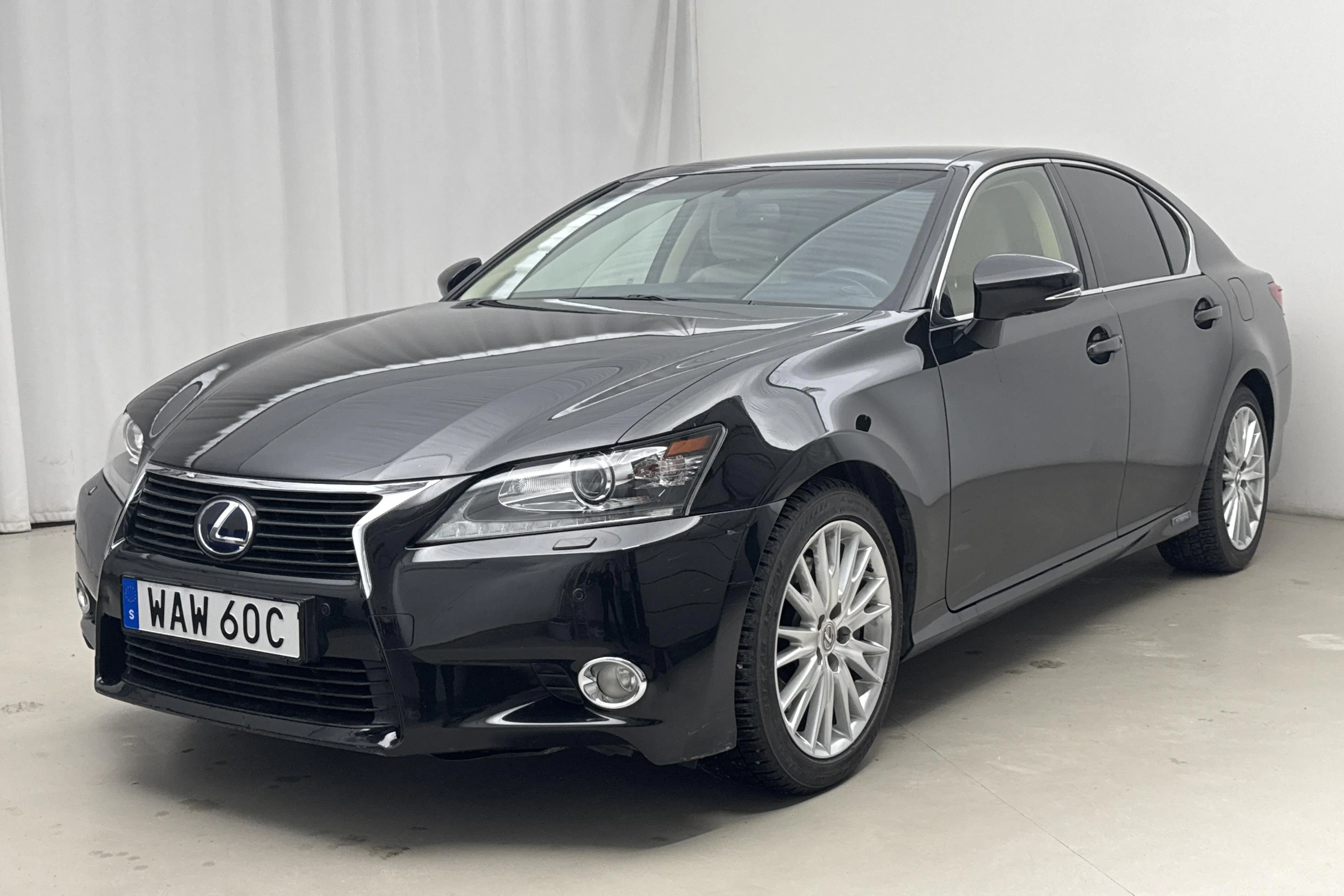 Presentation photo 1 of 22: Lexus GS 450h (345hk) - 81 250 km - Automatic - black - 2013