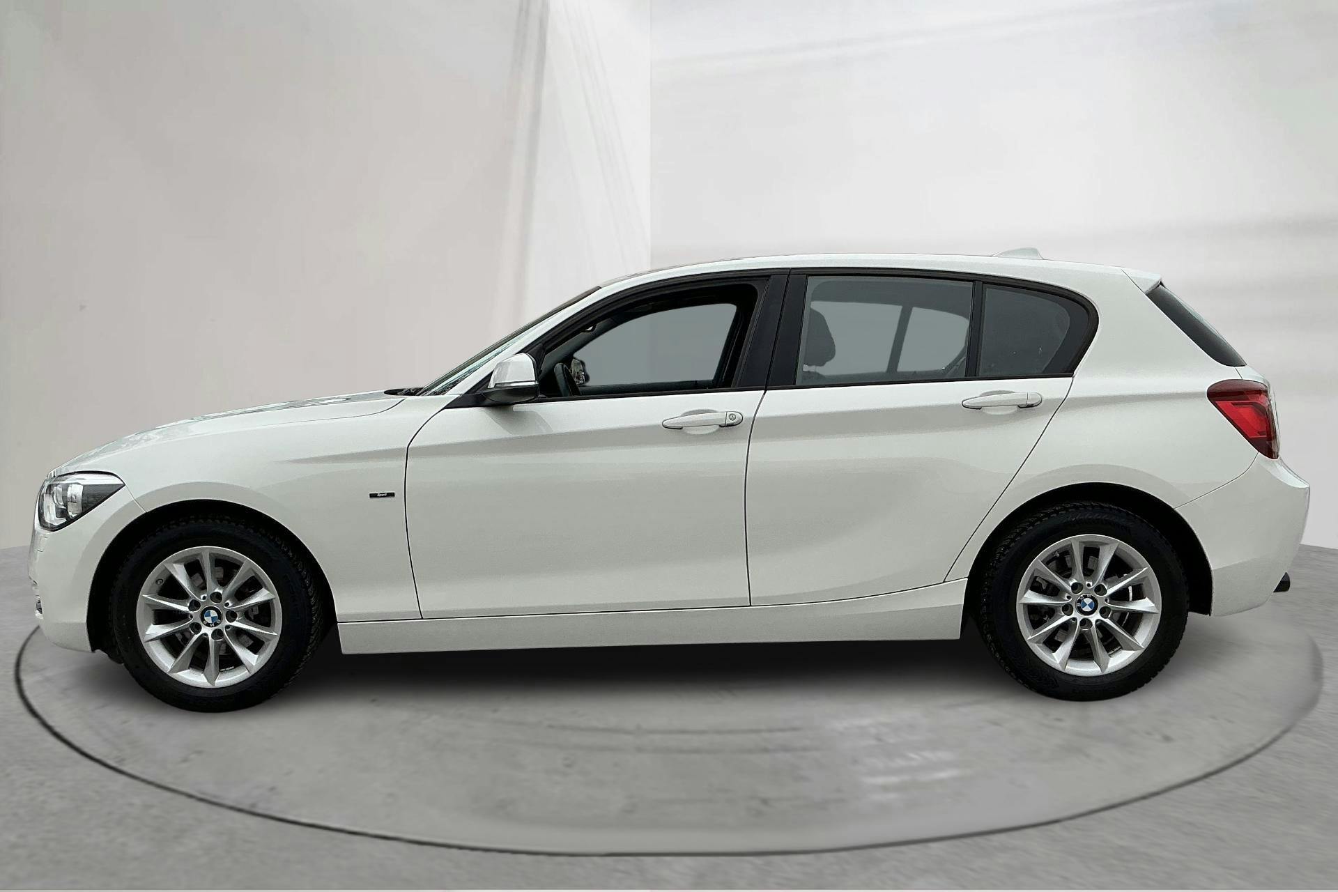 Presentation photo 2 of 14: BMW 116i 5dr, F20 (136hk) - 87 470 km - Automatic - white - 2015