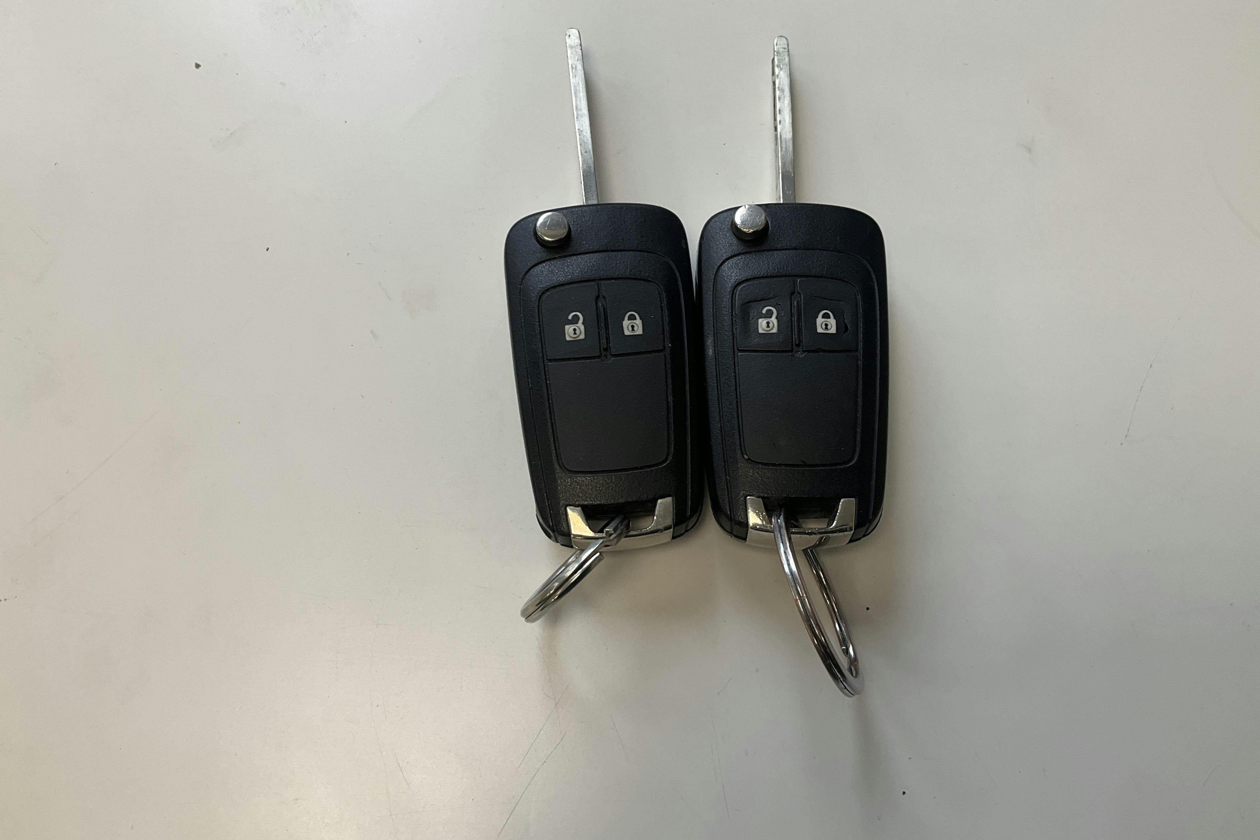 Presentationsfoto 14 av 14: Opel Mokka 1.6 ECOTEC (115hk) - 11 831 mil - Manuell - svart - 2014