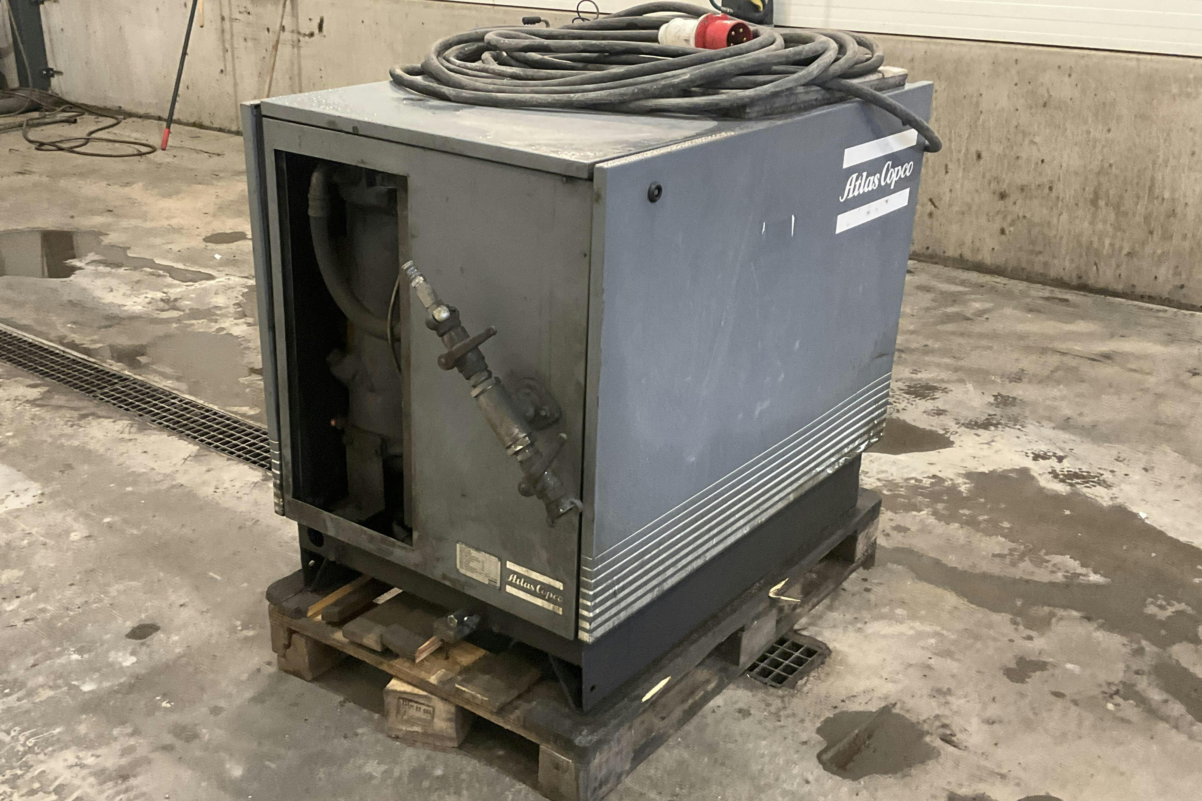 Presentation photo 2 of 14: Atlas Copco Kompressor -  - 1998