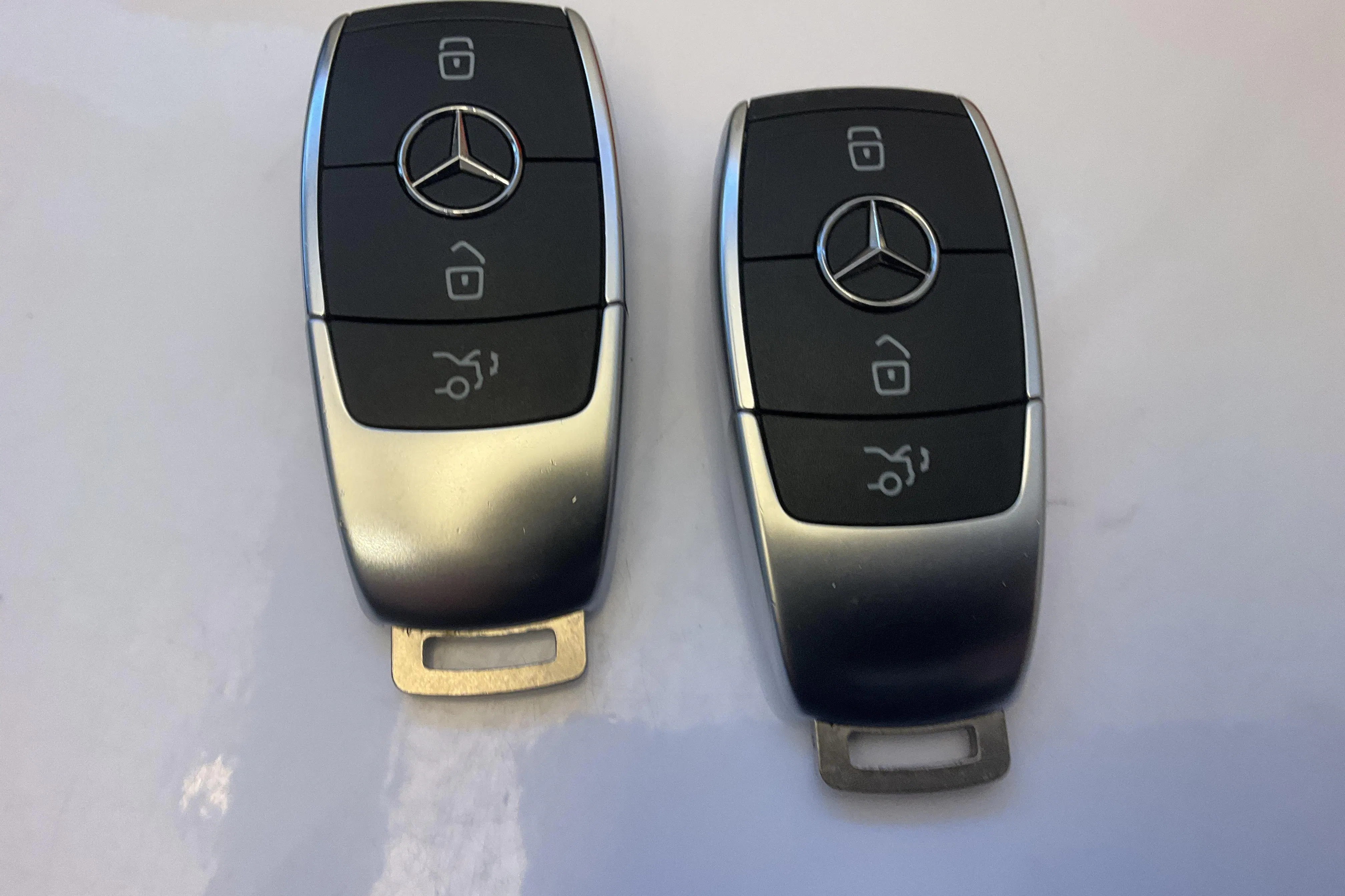 Presentationsfoto 17 av 17: Mercedes EQB 300 4MATIC X243 (228hk) - 2 396 mil - Automat - silver - 2023