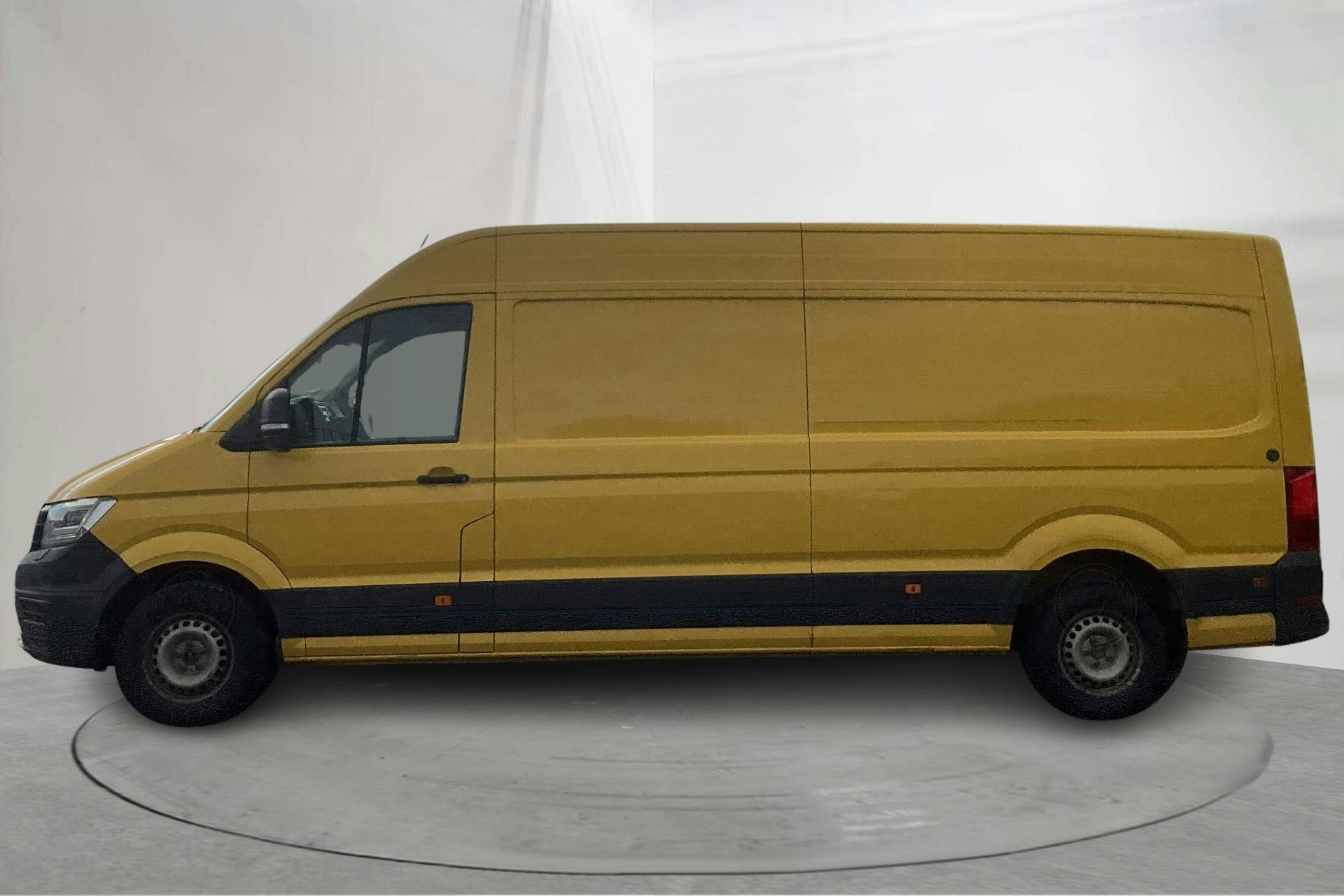 Presentation photo 2 of 13: VW Crafter 35 2.0 TDI Skåp (140hk) - 169 280 km - Automatic - yellow - 2021