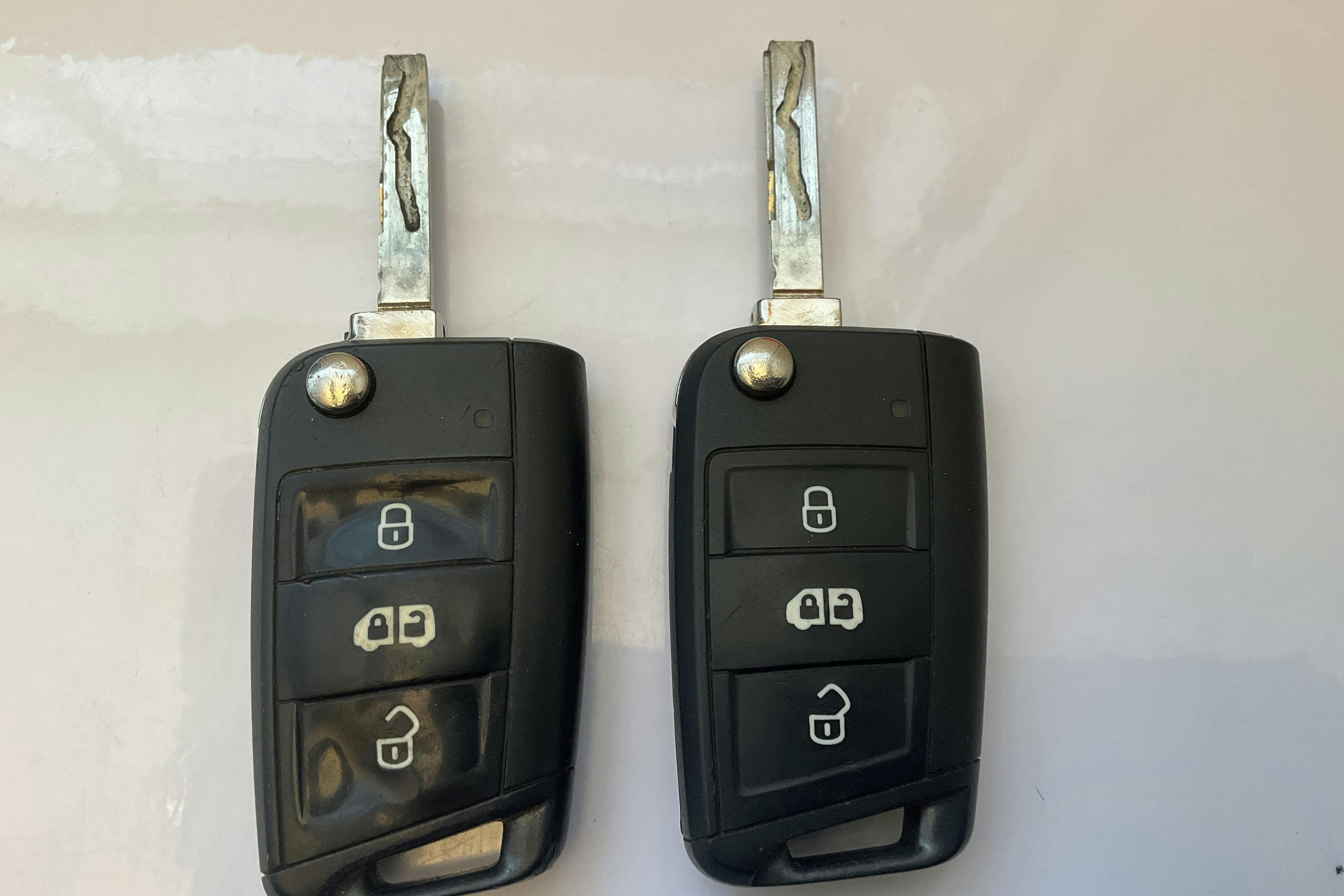 Presentationsfoto 11 av 11: VW Crafter 35 2.0 TDI Skåp (140hk) - 17 603 mil - Automat - gul - 2021