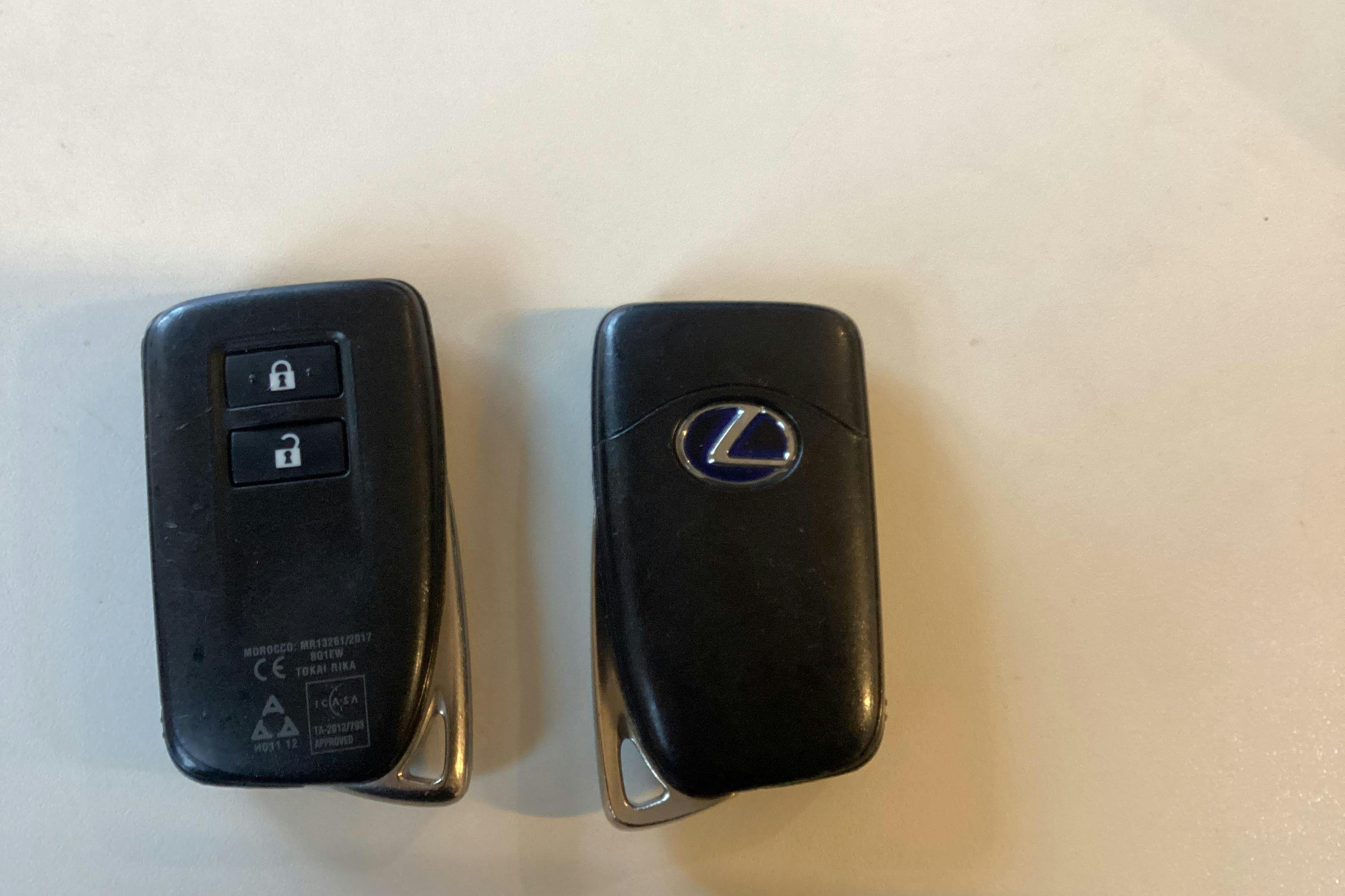 Presentation photo 15 of 15: Lexus NX 300h AWD (181hk) - 193 570 km - Automatic - Dark Blue - 2018