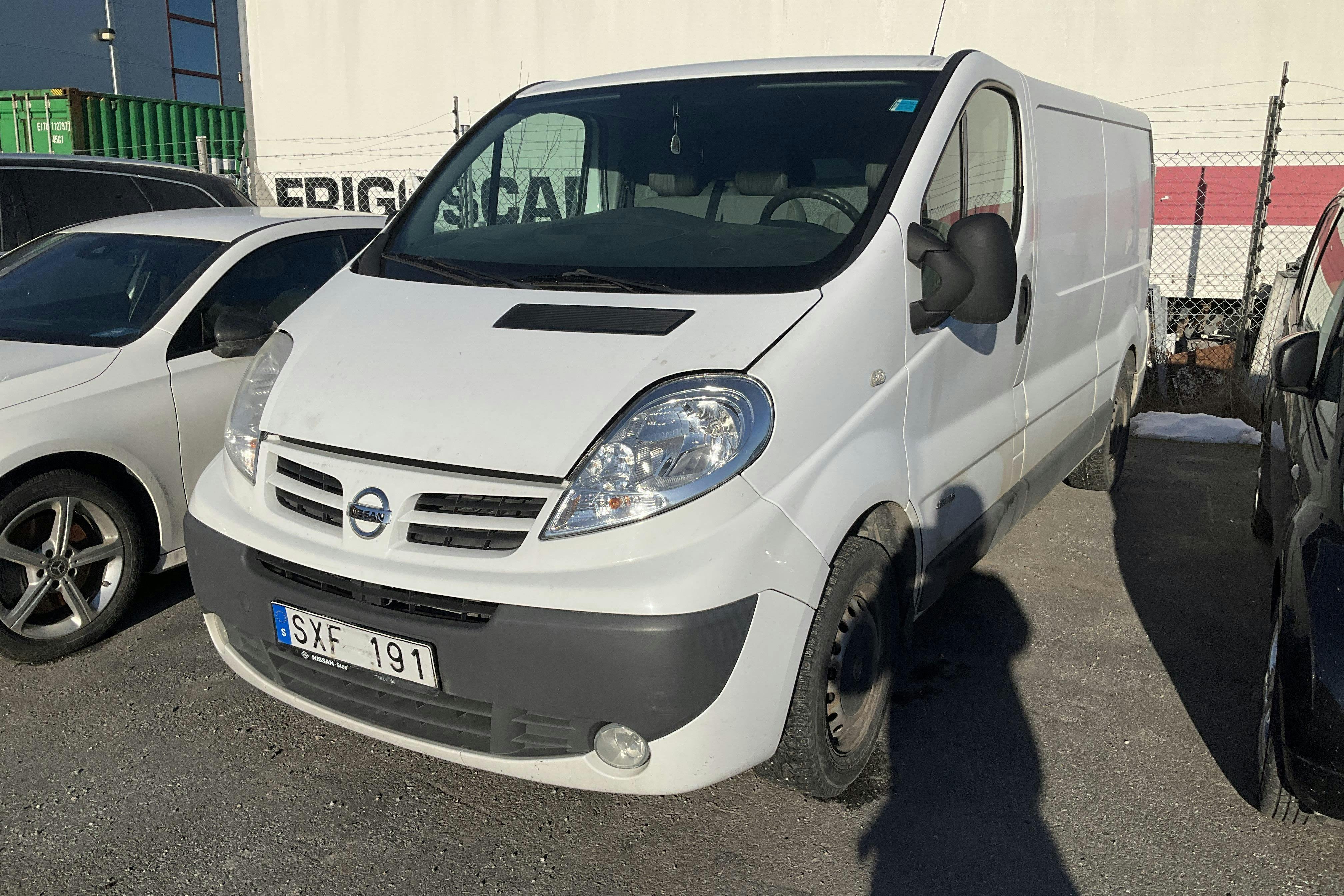 Presentationsfoto 1 av 13: Nissan Primastar 2.0 dCi (114hk) - 10 987 mil - Manuell - vit - 2013