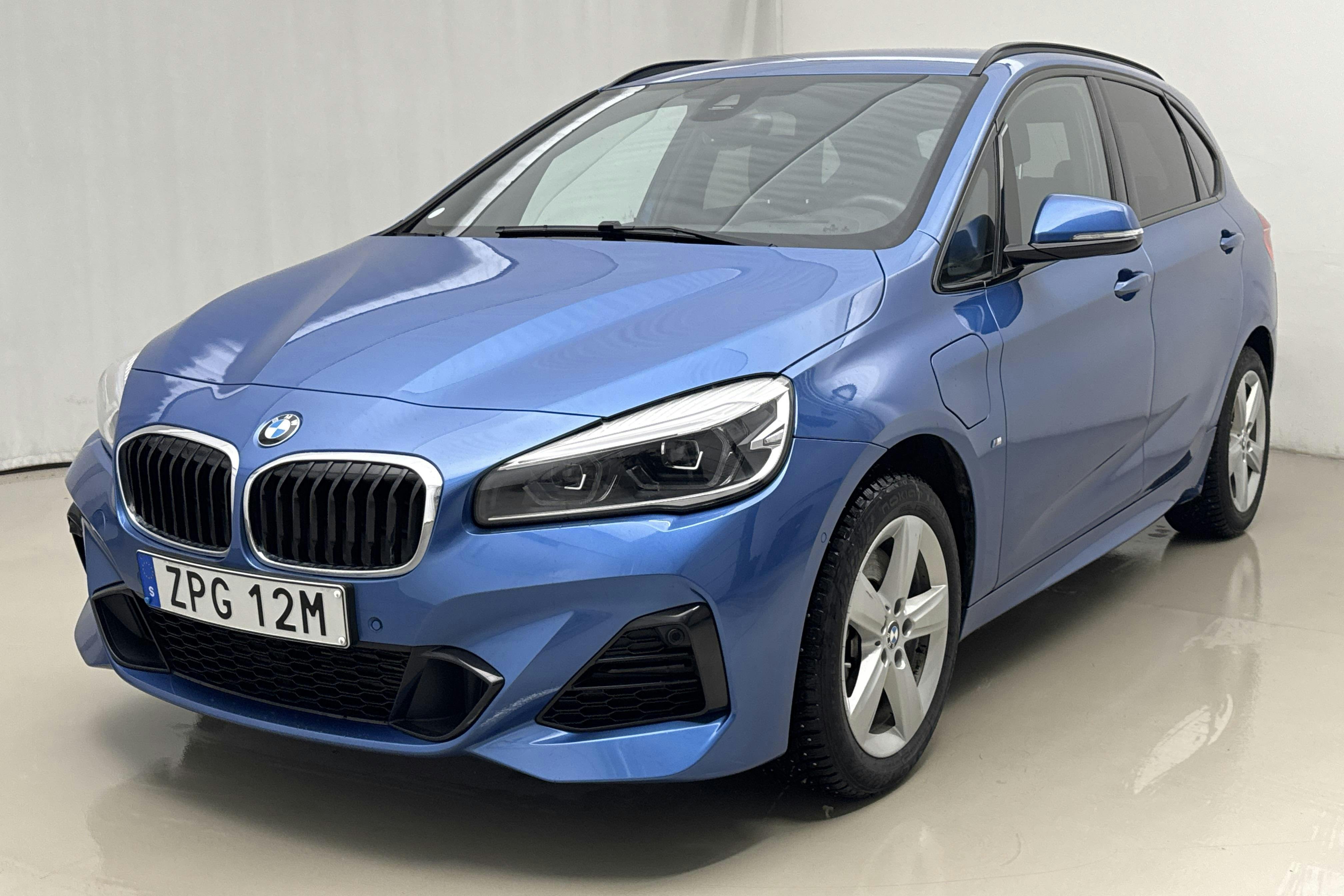 Presentation photo 1 of 24: BMW 225xe Active Tourer LCI iPerformance 9,7kWh, F45 (224hk) - 27 080 km - Automatic - blue - 2020