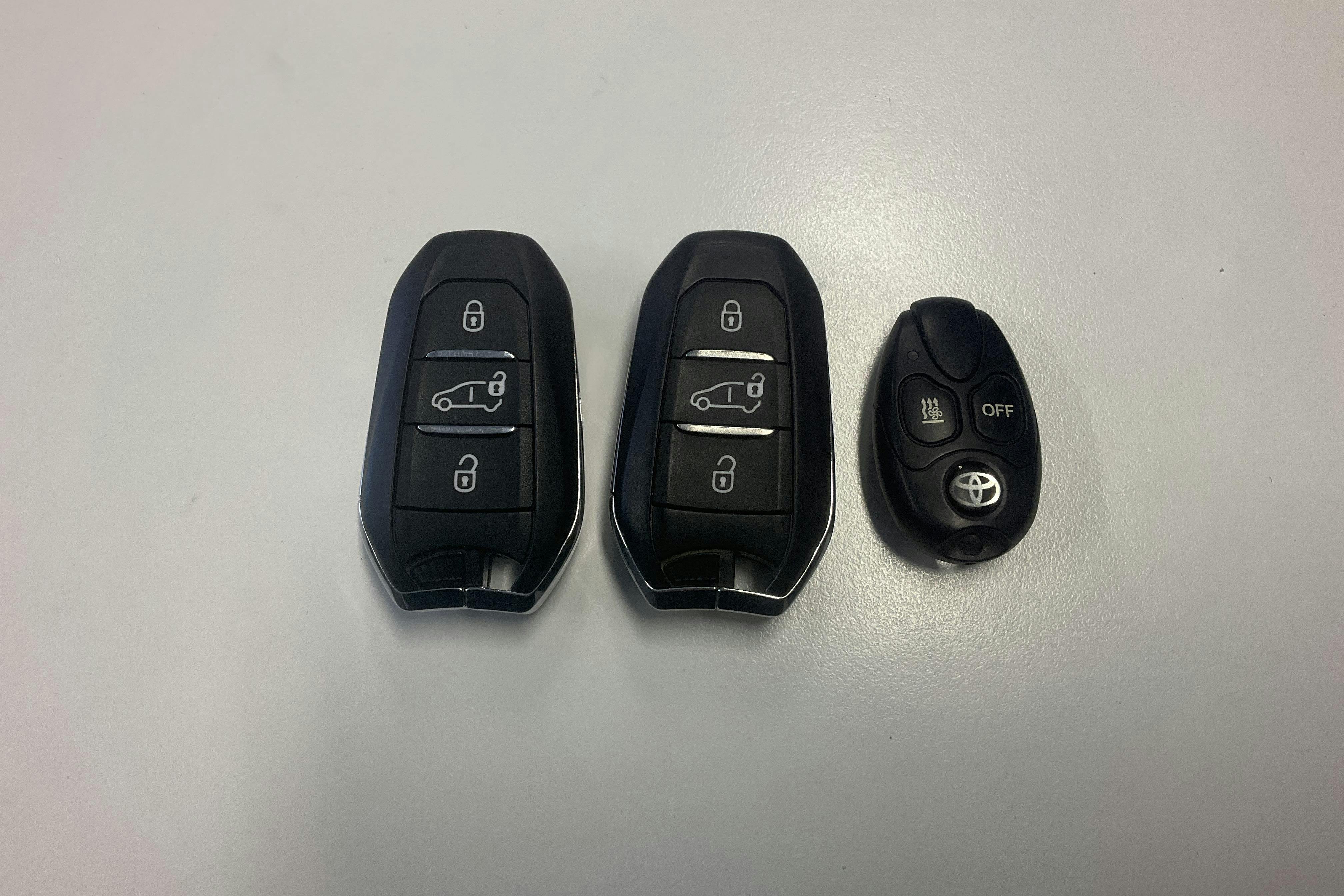 Presentation photo 14 of 14: Toyota PROACE 2.0D (177hk) - 135 950 km - Automatic - Dark Grey - 2021