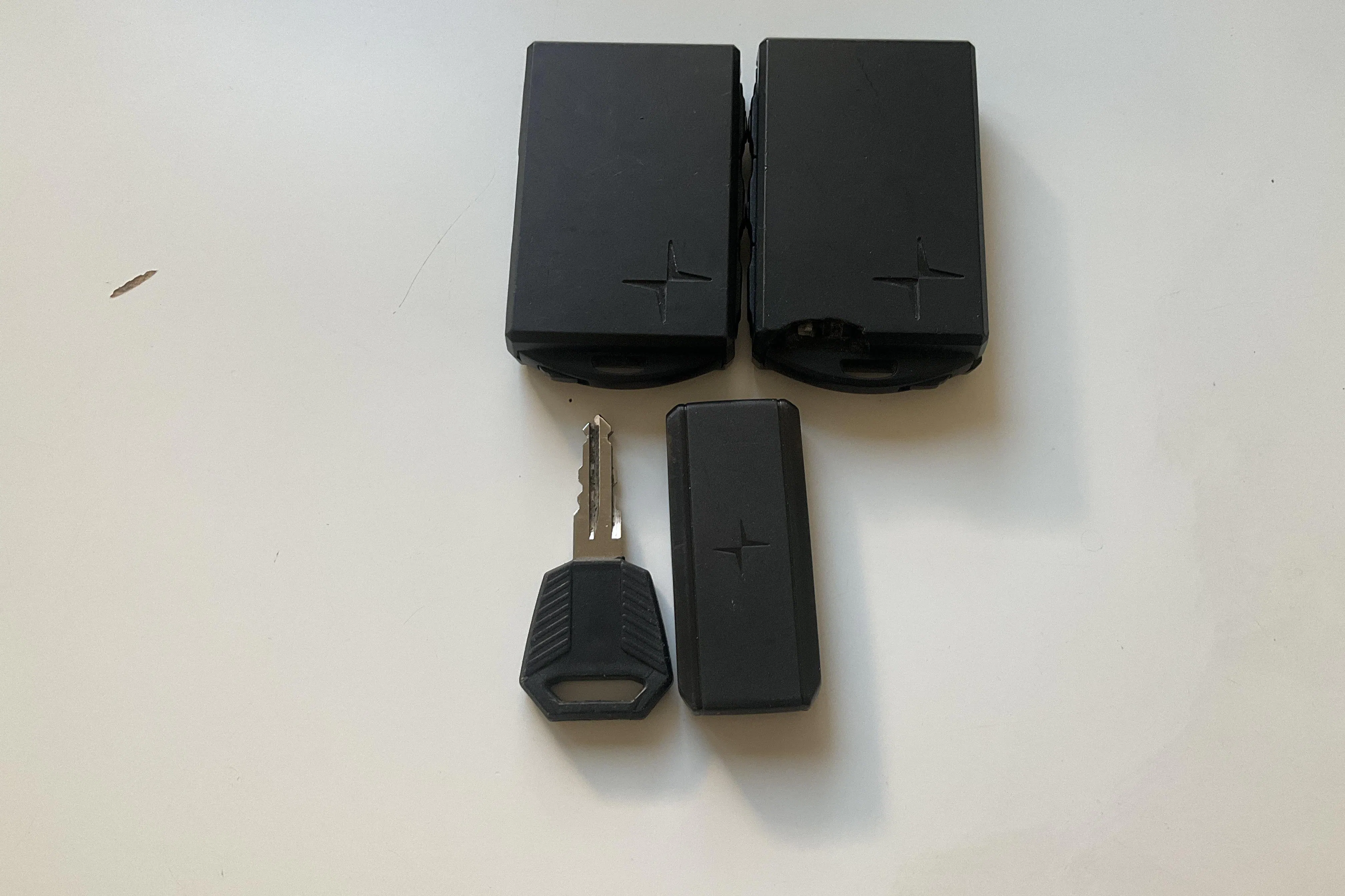 Presentationsfoto 22 av 22: Polestar 2 Long range Dual motor (408hk) - 11 414 mil - Automat - Dark Blue - 2021