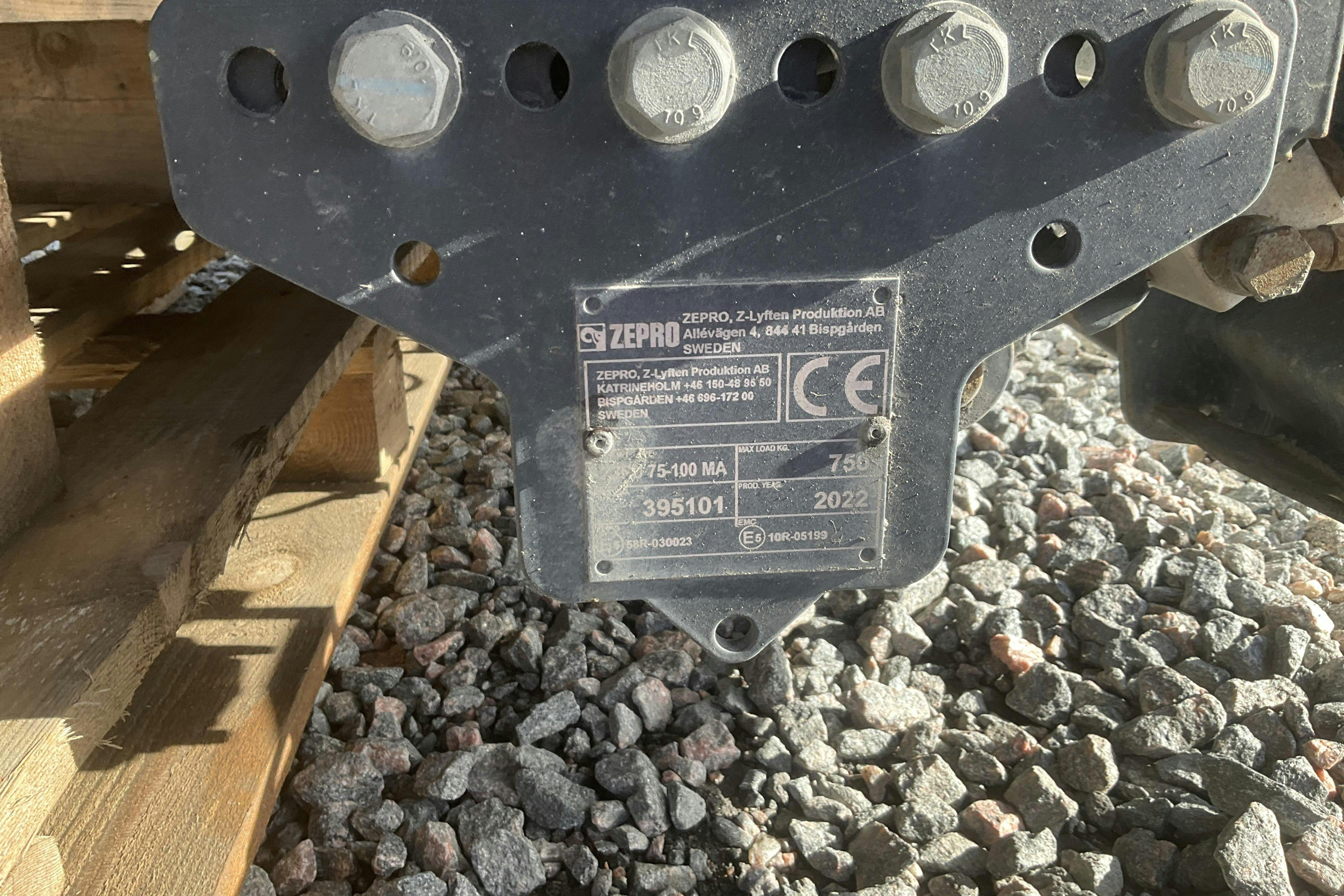 Presentationsfoto 13 av 13: YDRE SKÅP transportskåp - 0 km