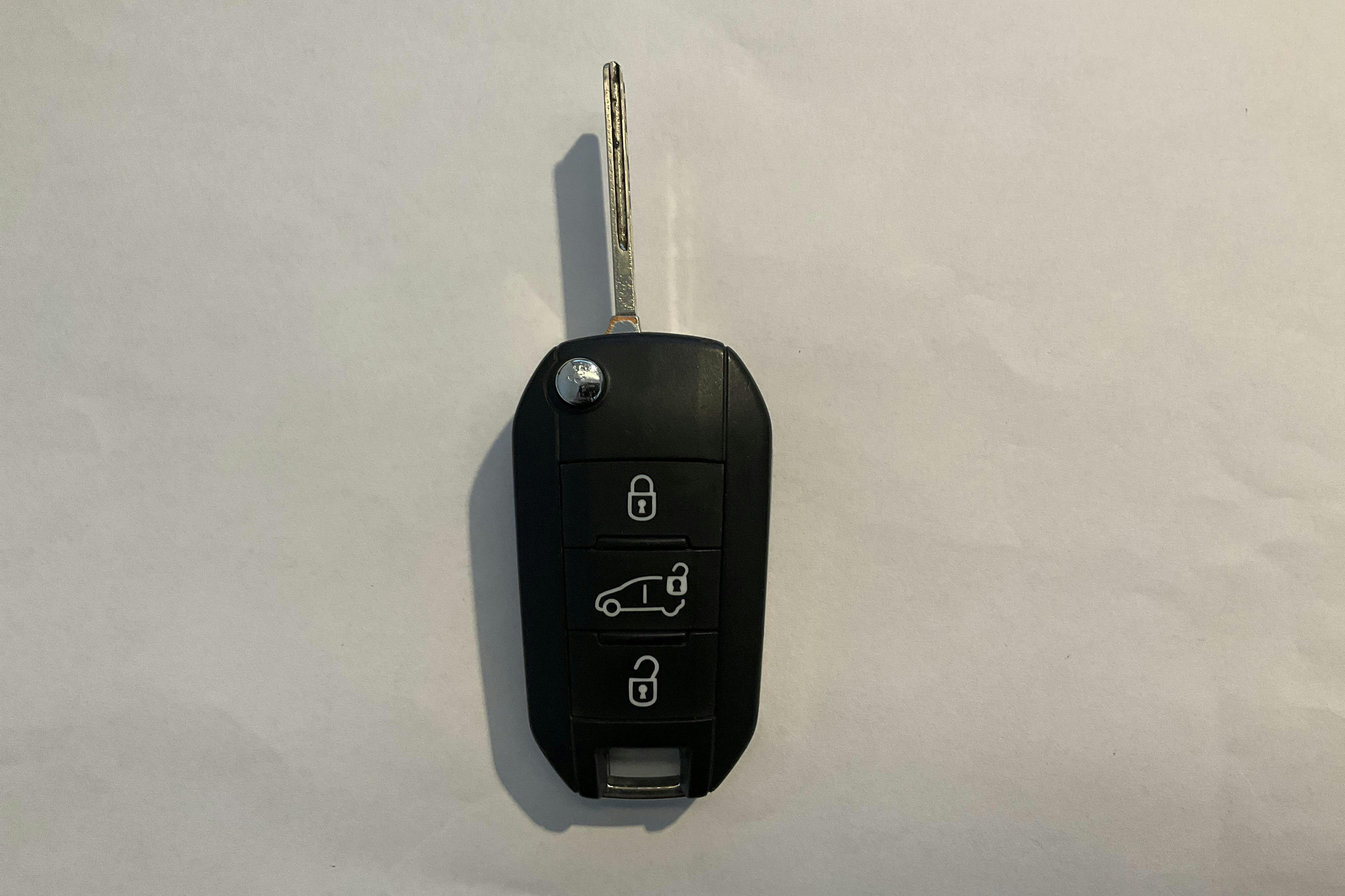 Presentationsfoto 12 av 12: Citroën Berlingo 1.5 BlueHDi Skåp (75hk) - 8 057 mil - Manuell - vit - 2020