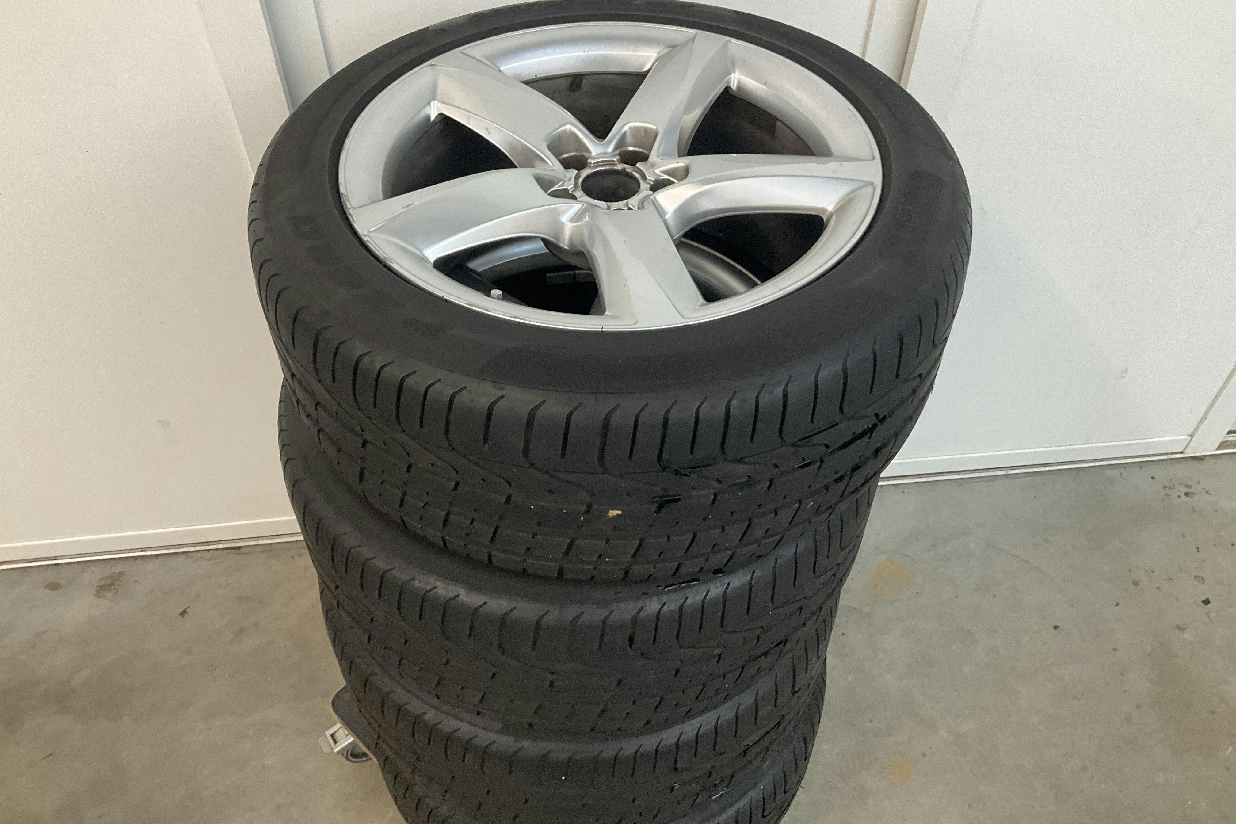 Presentation photo 19 of 19: Audi A8 3.0 TDI quattro (250hk) - 206 570 km - Automatic - Dark Grey - 2013