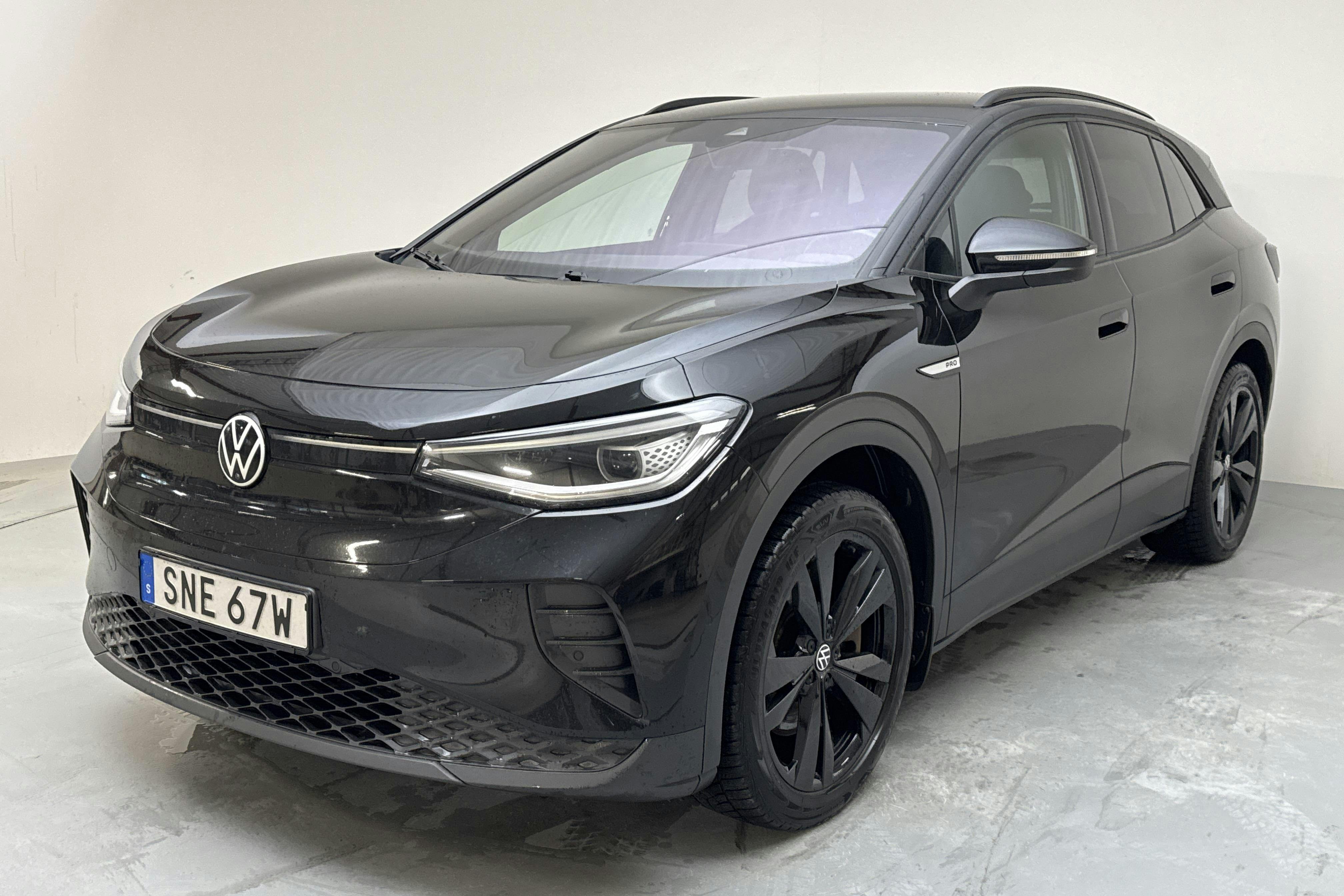 Presentationsfoto 1 av 22: VW ID.4 77kWh (204hk) - 12 400 mil - Automat - svart - 2023