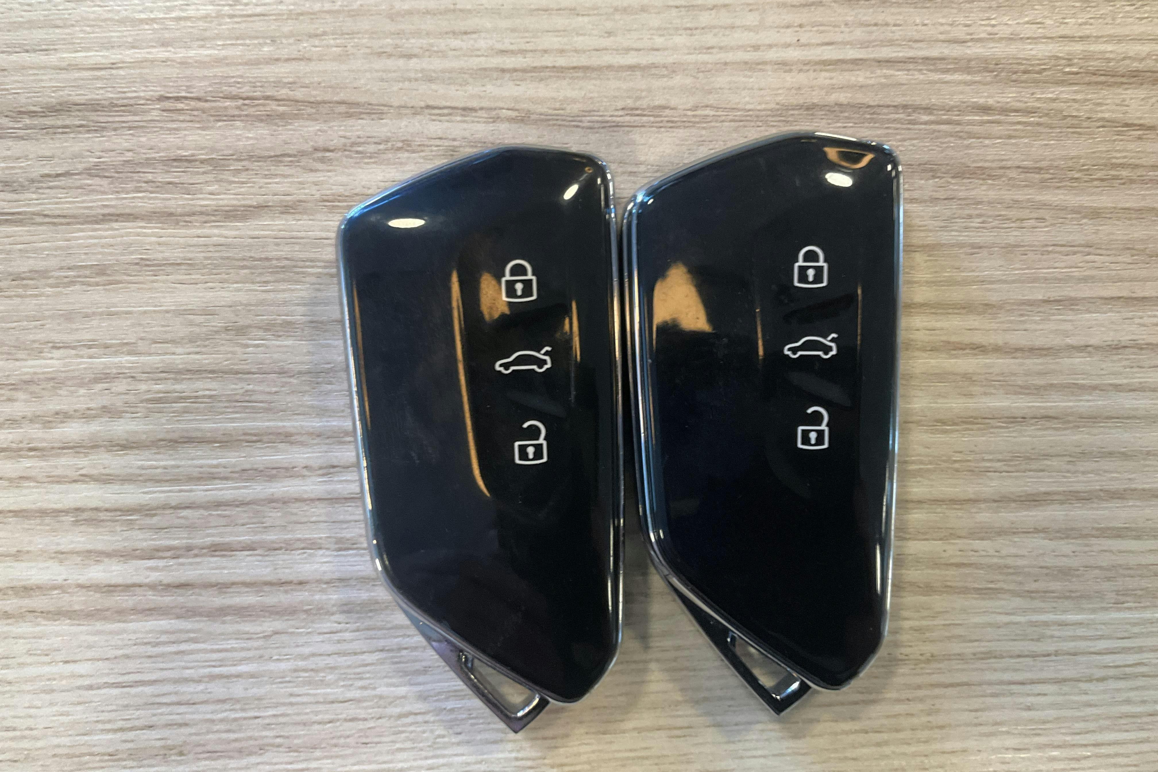 Presentationsfoto 22 av 22: VW ID.4 77kWh (204hk) - 12 400 mil - Automat - svart - 2023