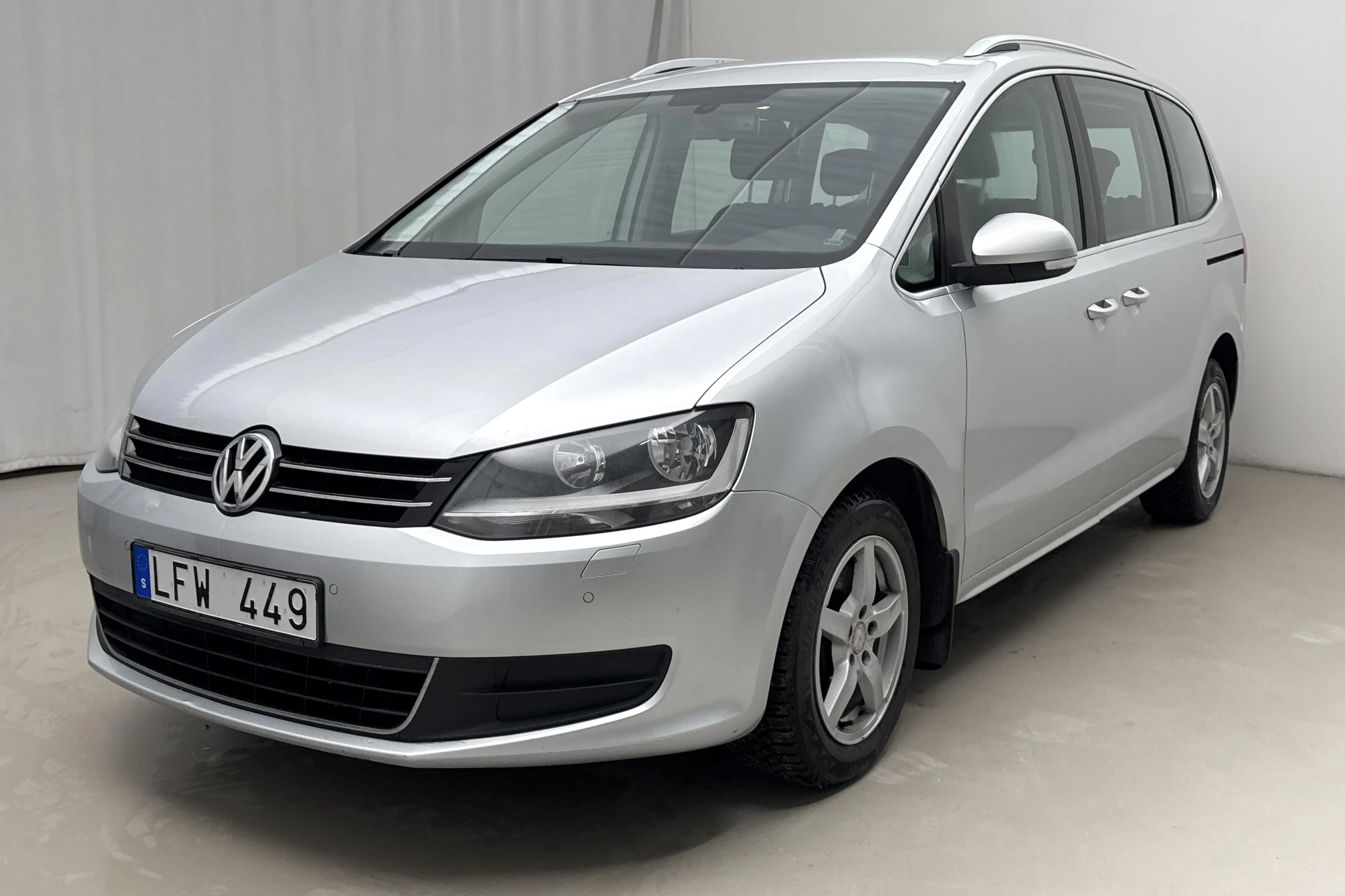 Presentation photo 1 of 16: VW Sharan 1.4 TSI BlueMotion Technology (150hk) - 183 430 km - Manual - silver - 2011