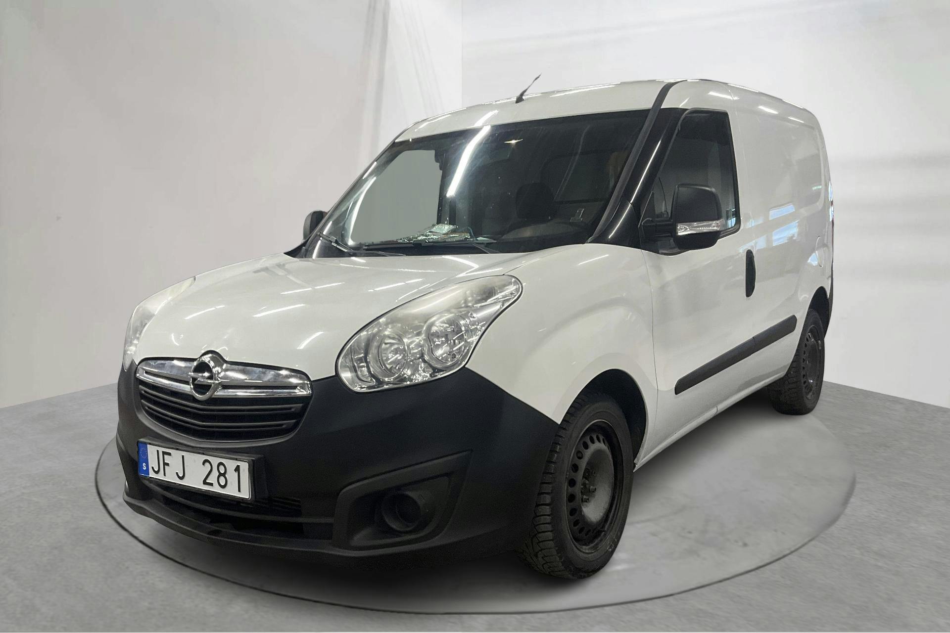 Presentationsfoto 1 av 12: Opel Combo 1.3 CDTI Skåp (90hk) - 8 007 mil - Manuell - vit - 2013
