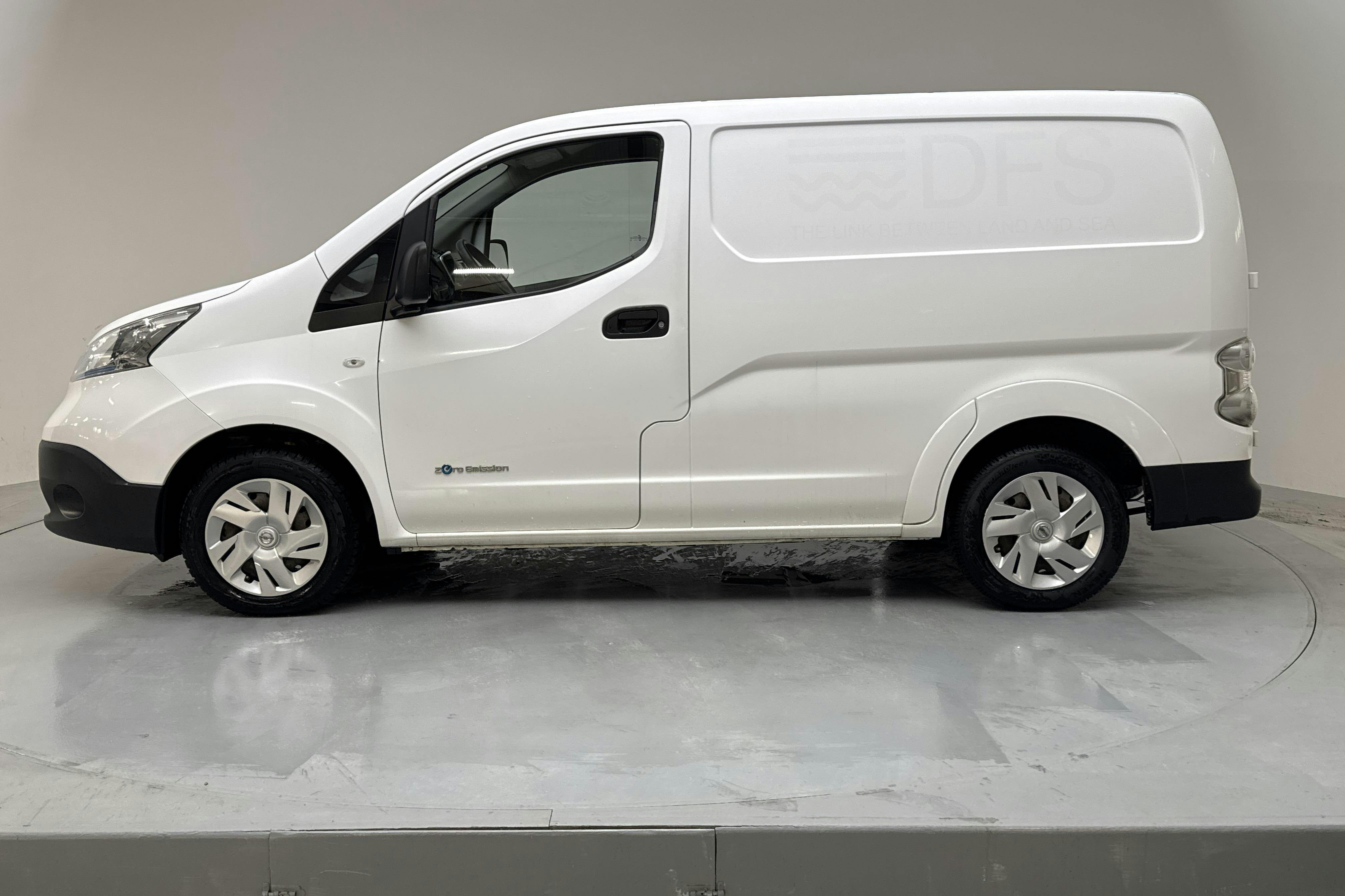 Presentation photo 2 of 15: Nissan e-NV200 40kWh (109hk) - 105 140 km - Automatic - white - 2019