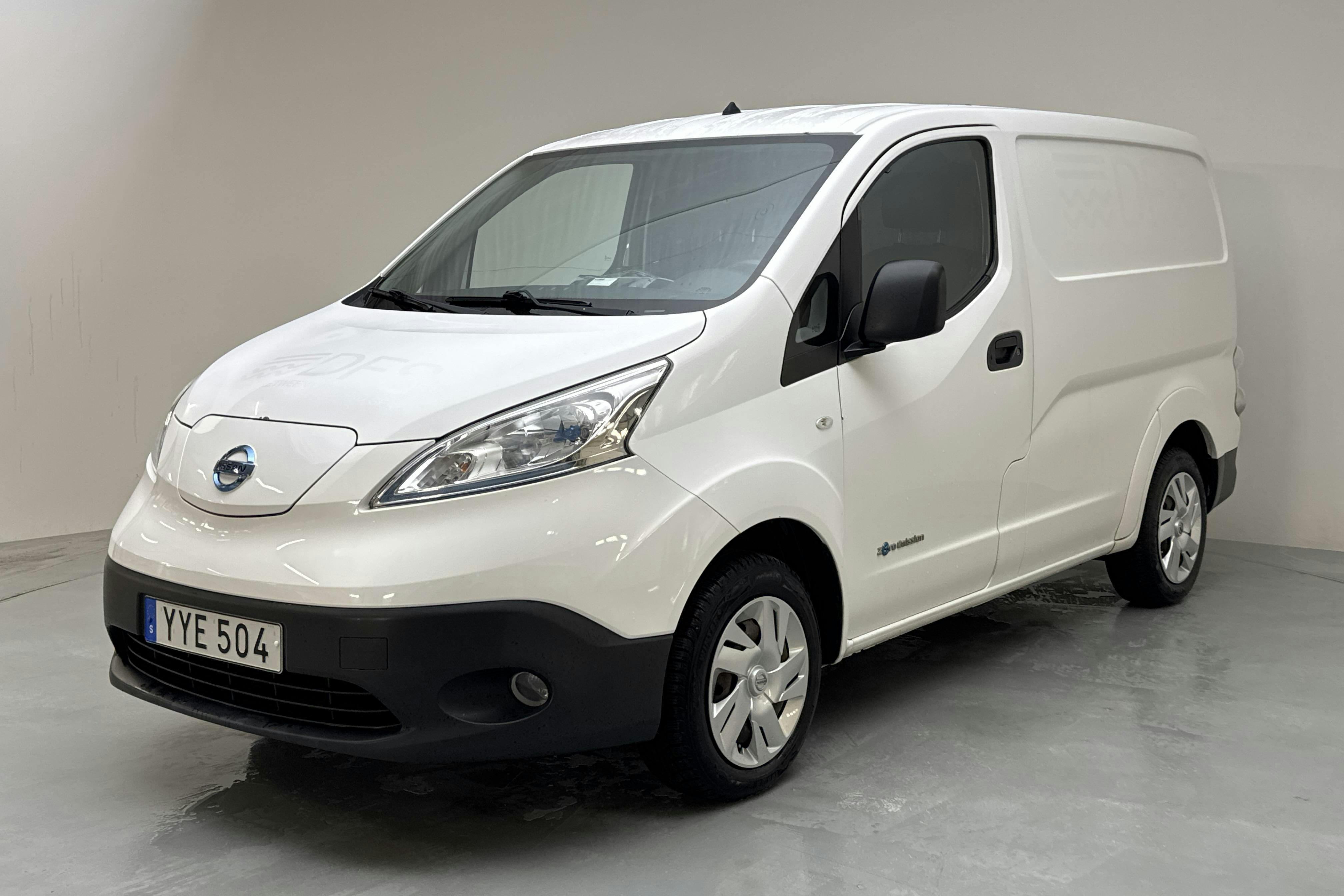 Presentation photo 1 of 15: Nissan e-NV200 40kWh (109hk) - 105 140 km - Automatic - white - 2019