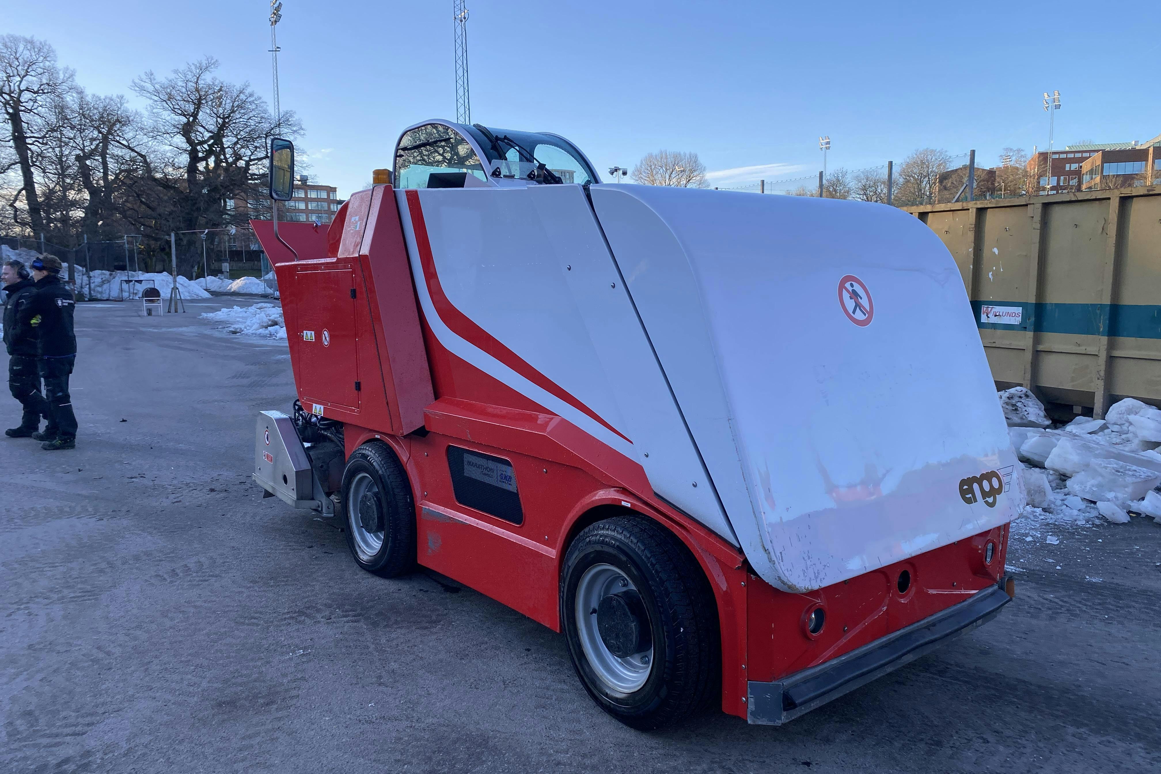 Presentationsfoto 2 av 31: ENGO 200 SX, ismaksin - 0 km - 2014