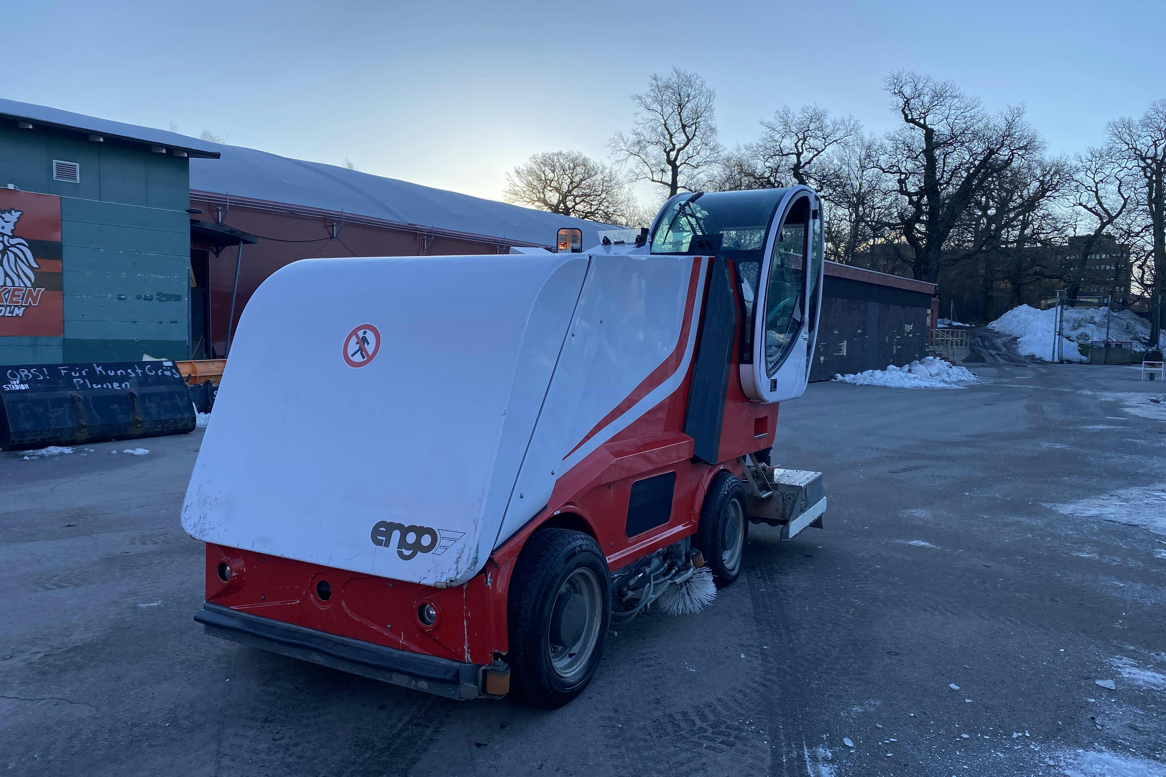 Presentationsfoto 1 av 31: ENGO 200 SX, ismaksin - 0 km - 2014