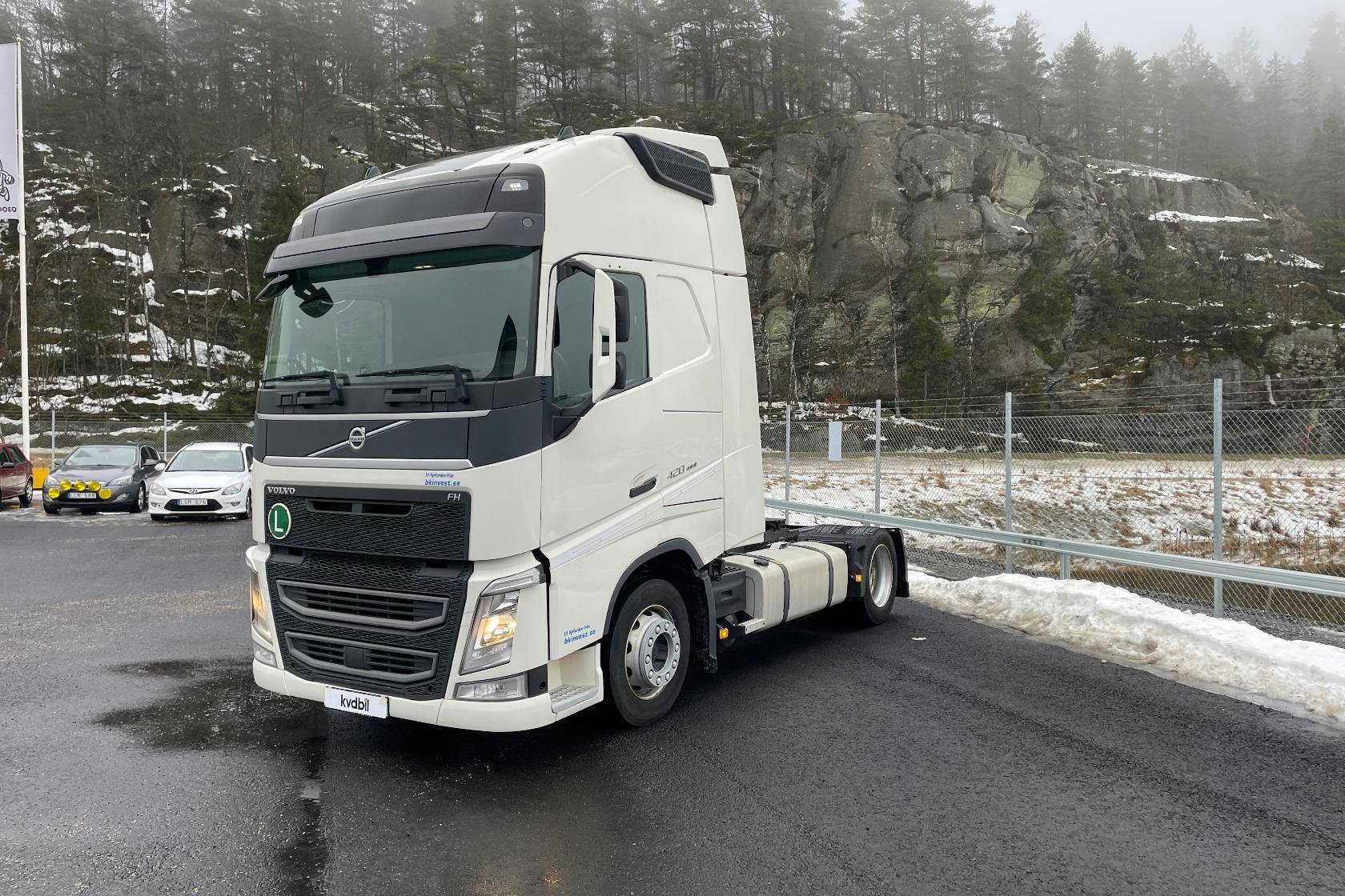 Präsentationsfoto 1 von 56: VOLVO FH420 - 4 908 487 Kilometer - Verkaufsautomat - Weiß - 2019