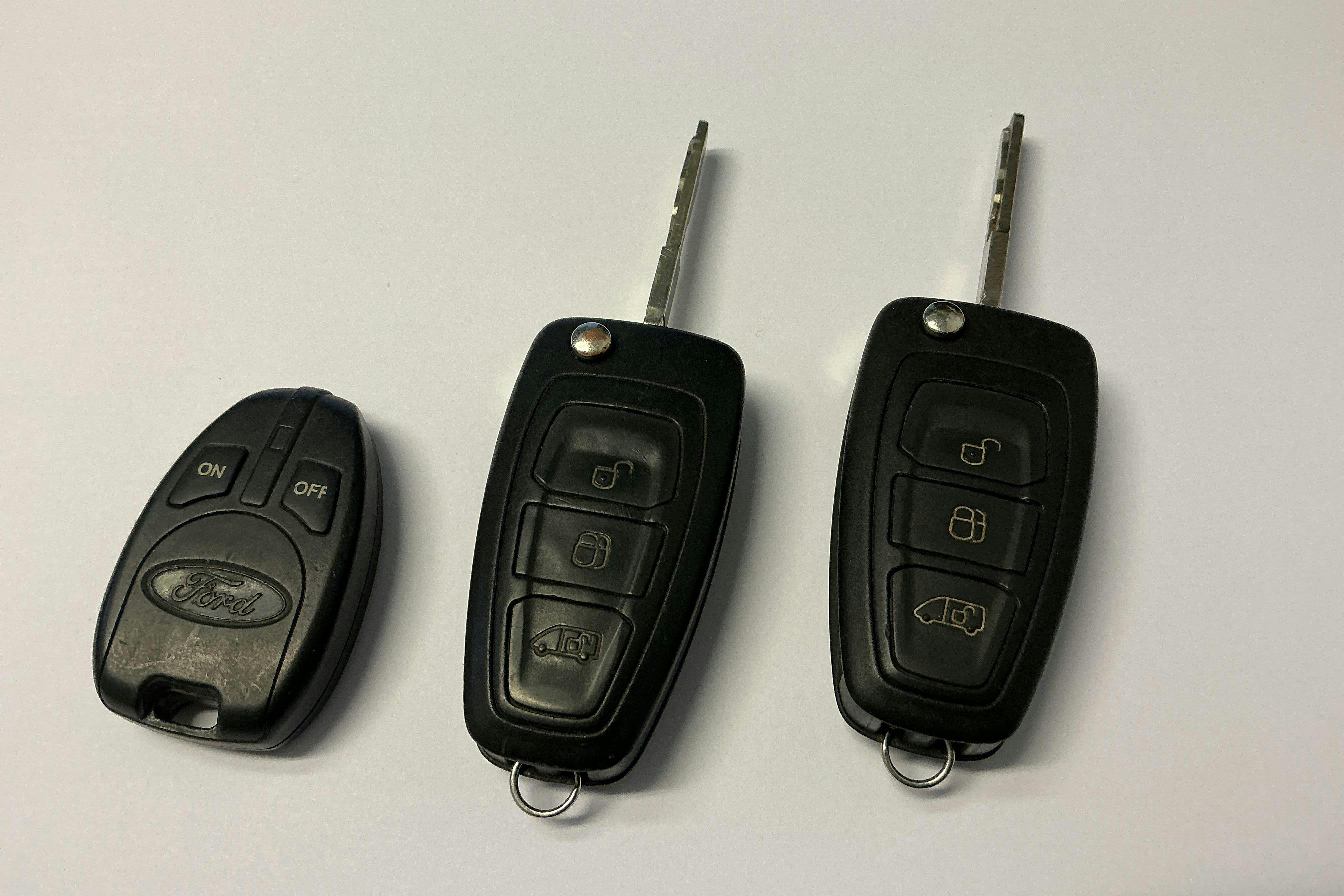 Presentation photo 16 of 16: Ford Transit Custom 300 (130hk) - 210 720 km - Manual - white - 2020