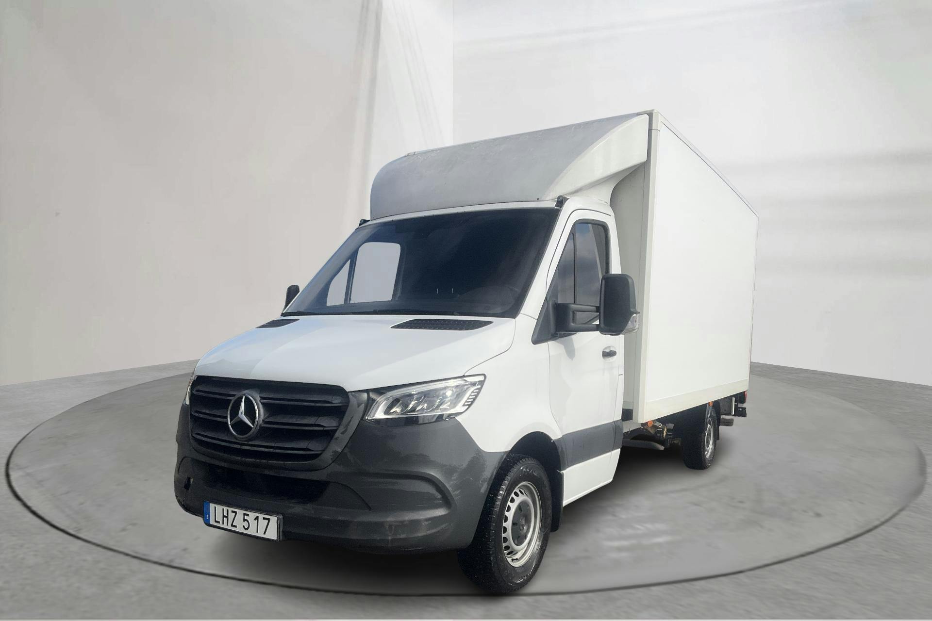 Präsentationsfoto 1 von 13: Mercedes Sprinter 316 CDI Volymskåp RWD (163hk) - 38 130 Kilometer - Verkaufsautomat - Weiß - 2019