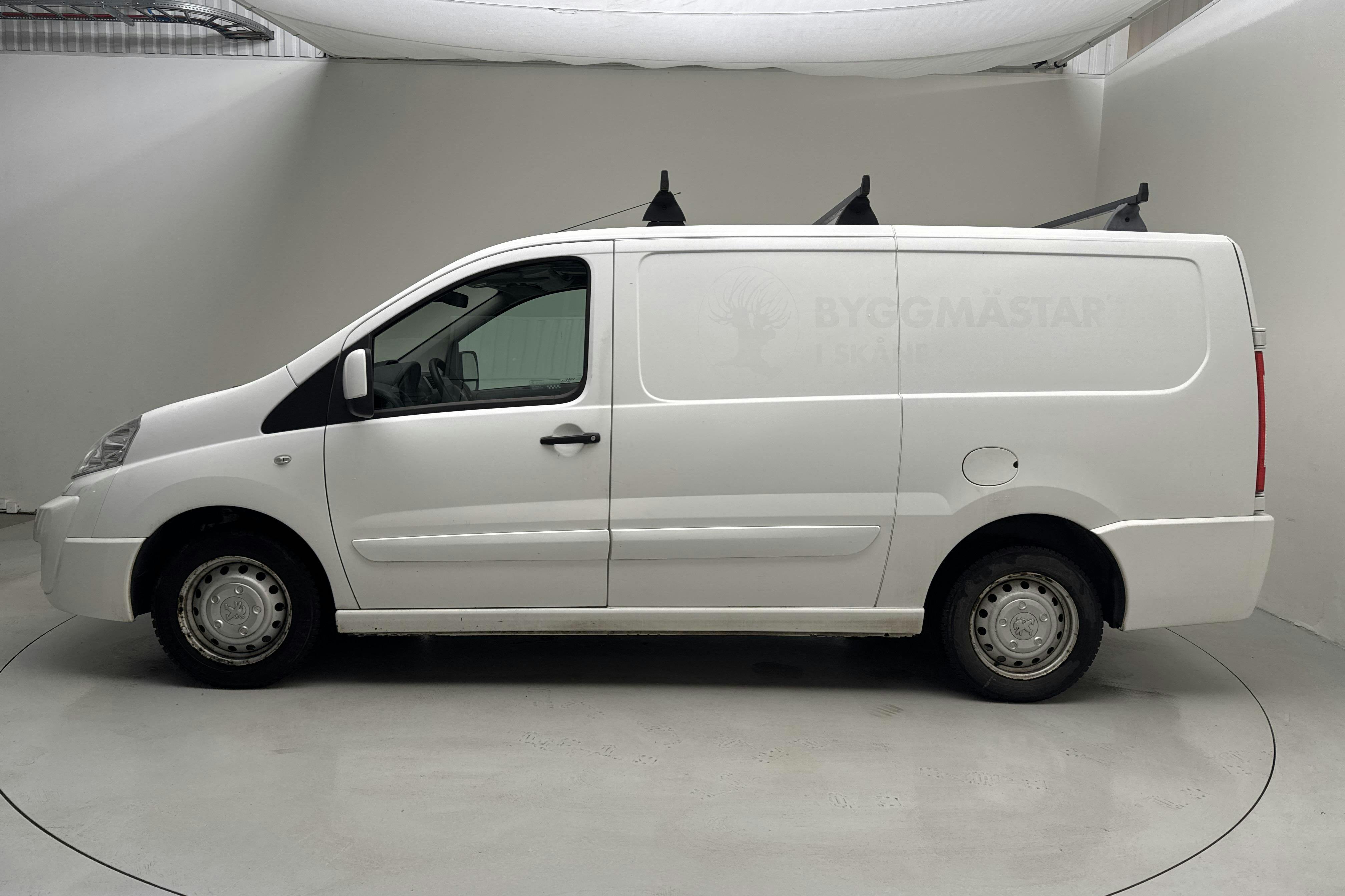 Presentation photo 2 of 13: Peugeot Expert 2.0 HDI Skåp (128hk) - 150 150 km - Manual - white - 2016