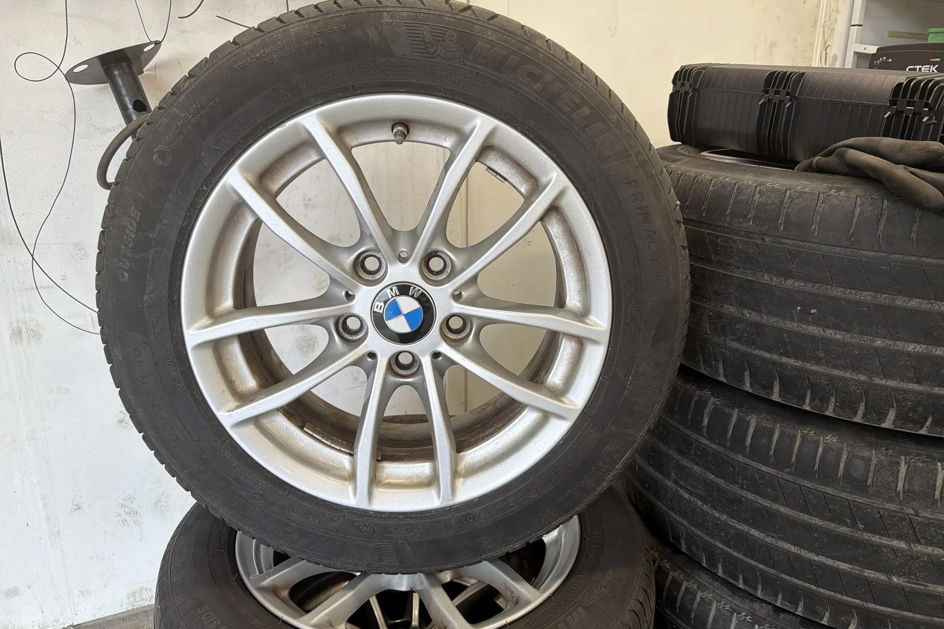 Presentationsfoto 12 av 12: BMW 116d 5dr, F20 (116hk) - 15 436 mil - Manuell - vit - 2016