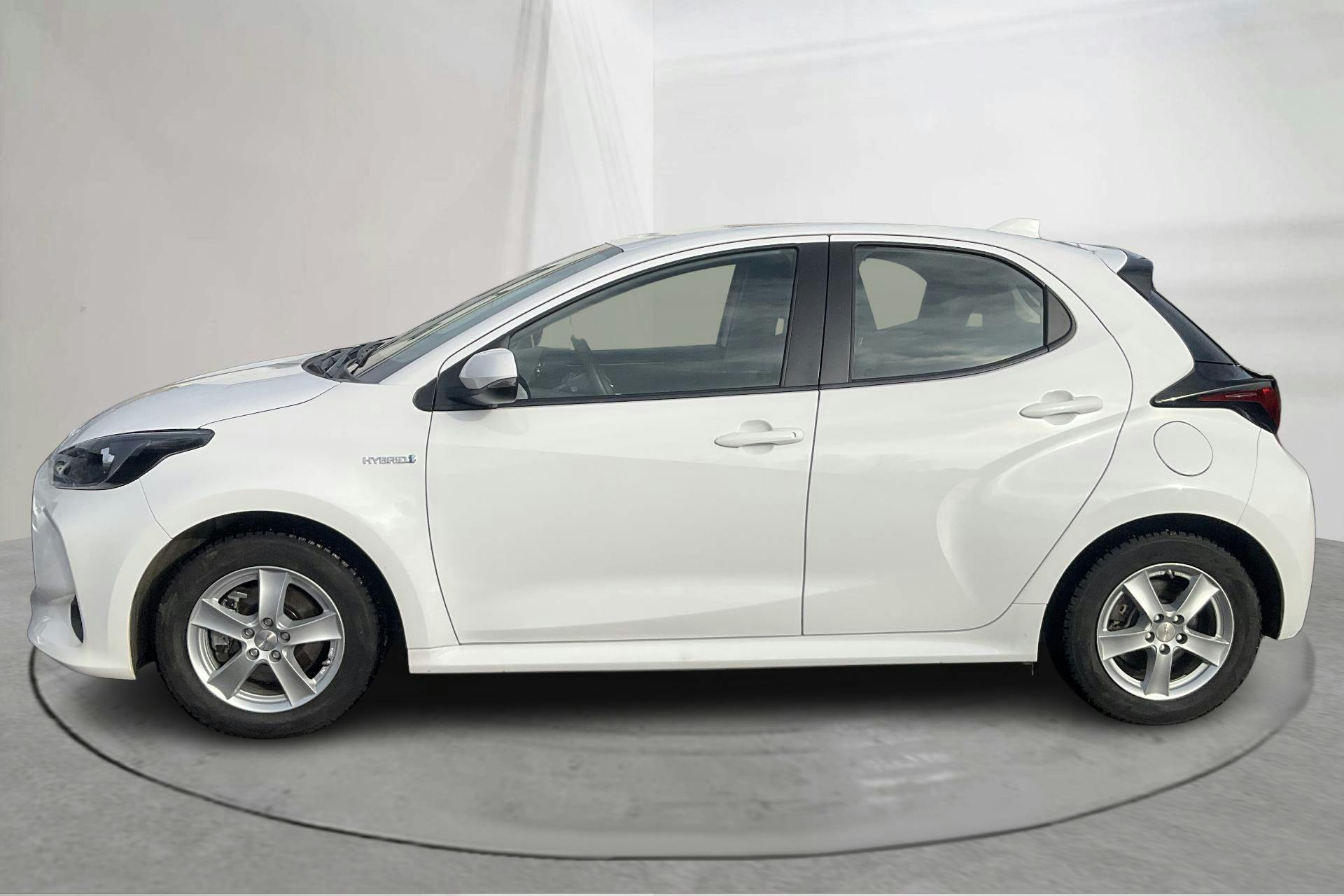 Presentation photo 2 of 16: Toyota Yaris 1.5 Hybrid 5dr (116hk) - 40 490 km - Automatic - white - 2020