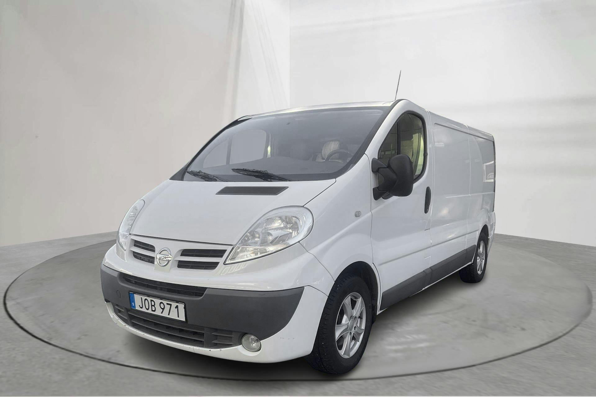 Presentation photo 1 of 13: Nissan Primastar 2.0 dCi (114hk) - 129 730 km - Manual - white - 2014