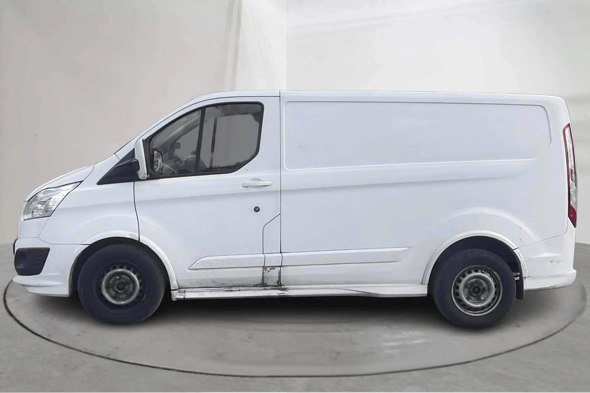 Presentation photo 2 of 12: Ford Transit Custom 290 (155hk) - 304 750 km - Manual - white - 2016