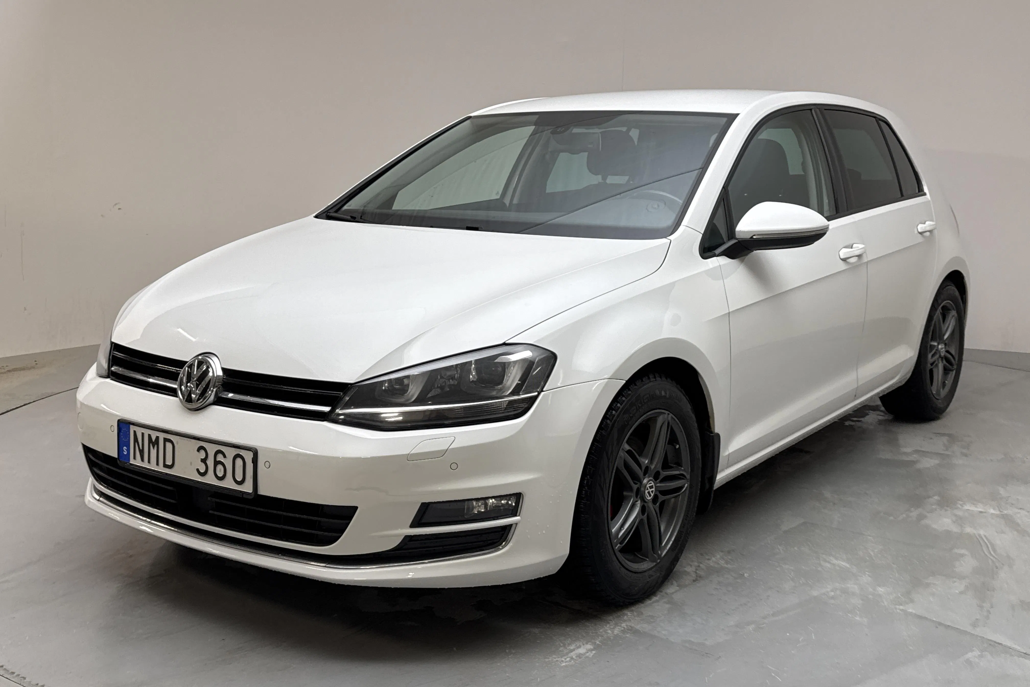 Presentation photo 1 of 12: VW Golf VII 1.4 TSI 5dr (140hk) - 204 010 km - Manual - white - 2014