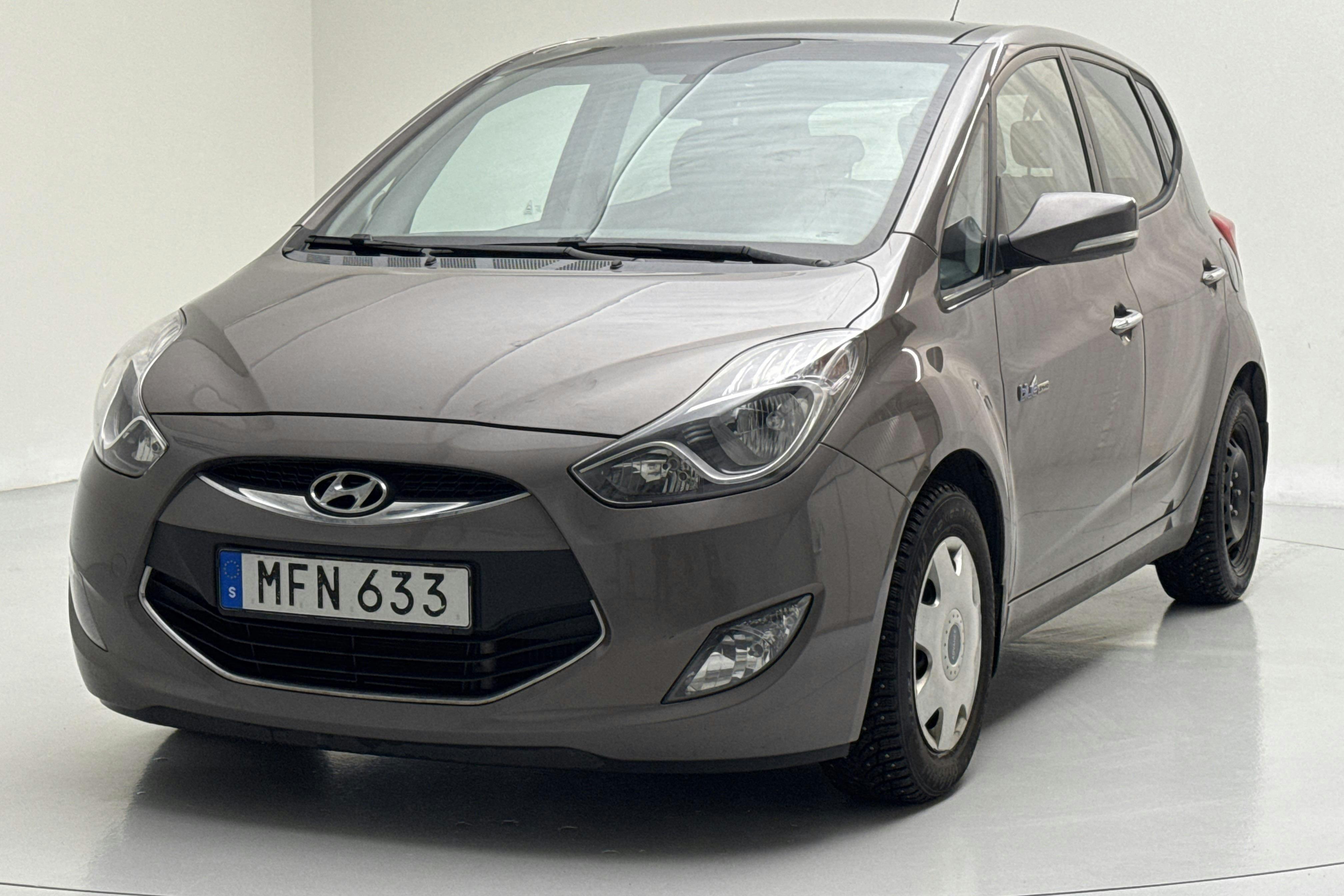 Presentationsfoto 1 av 14: Hyundai ix20 1.6 CRDi (115hk) - 19 991 mil - Manuell - Light Brown - 2012