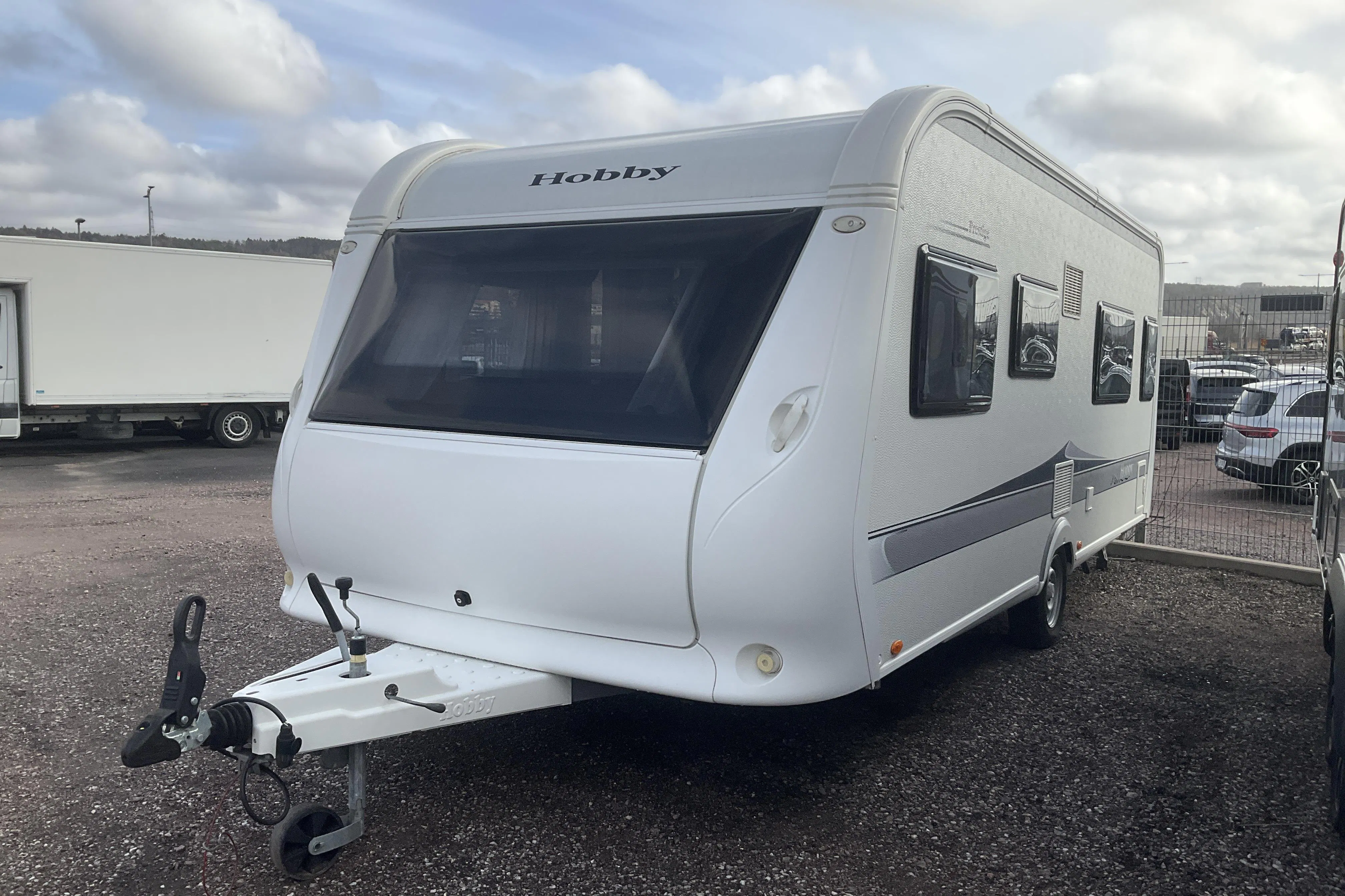 Presentationsfoto 1 av 21: Hobby 560 WLU Prestige Husvagn - 0 km - 2013