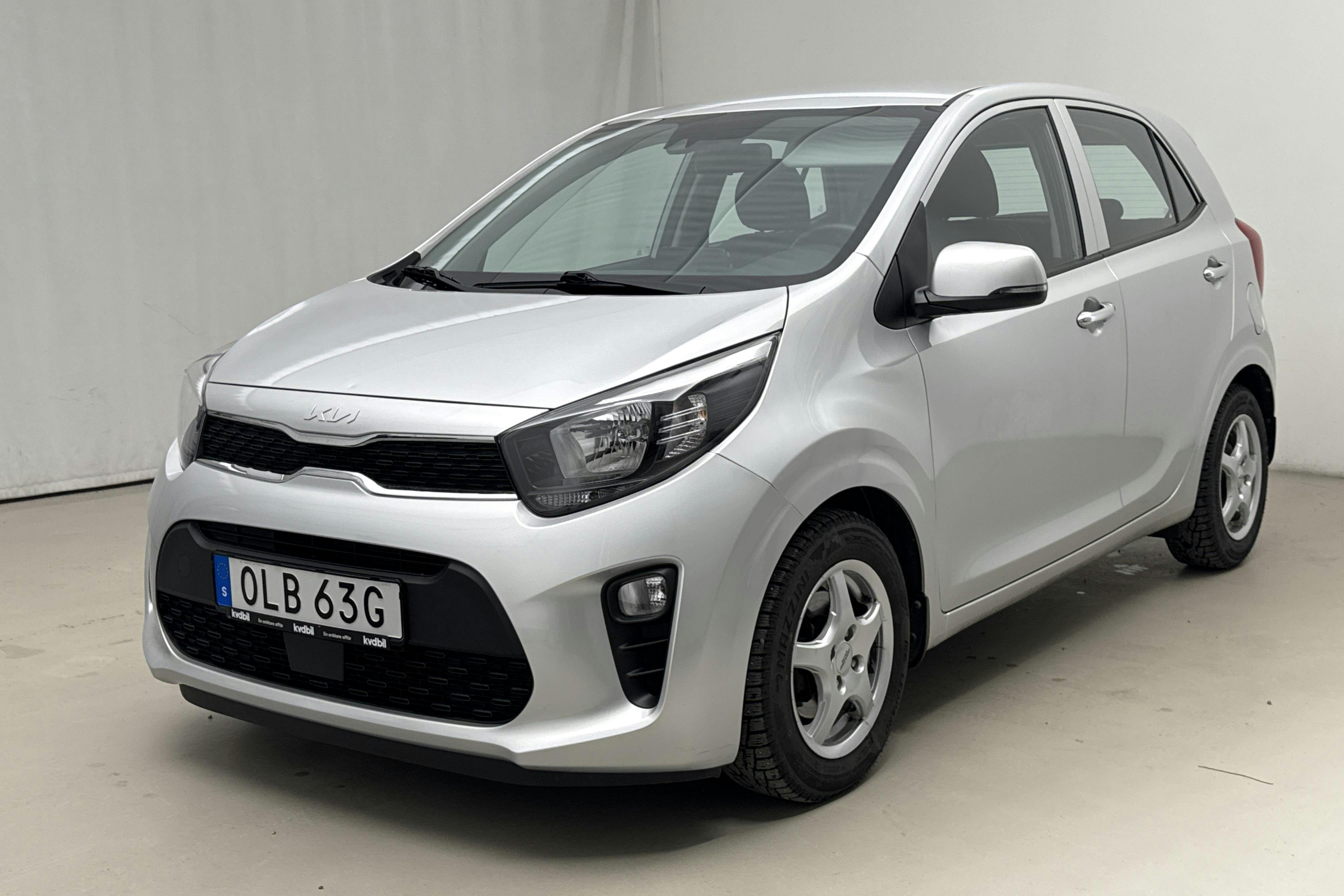 Presentationsfoto 1 av 17: KIA Picanto 1.0 DPI (67hk) - 2 332 mil - Automat - grå - 2023