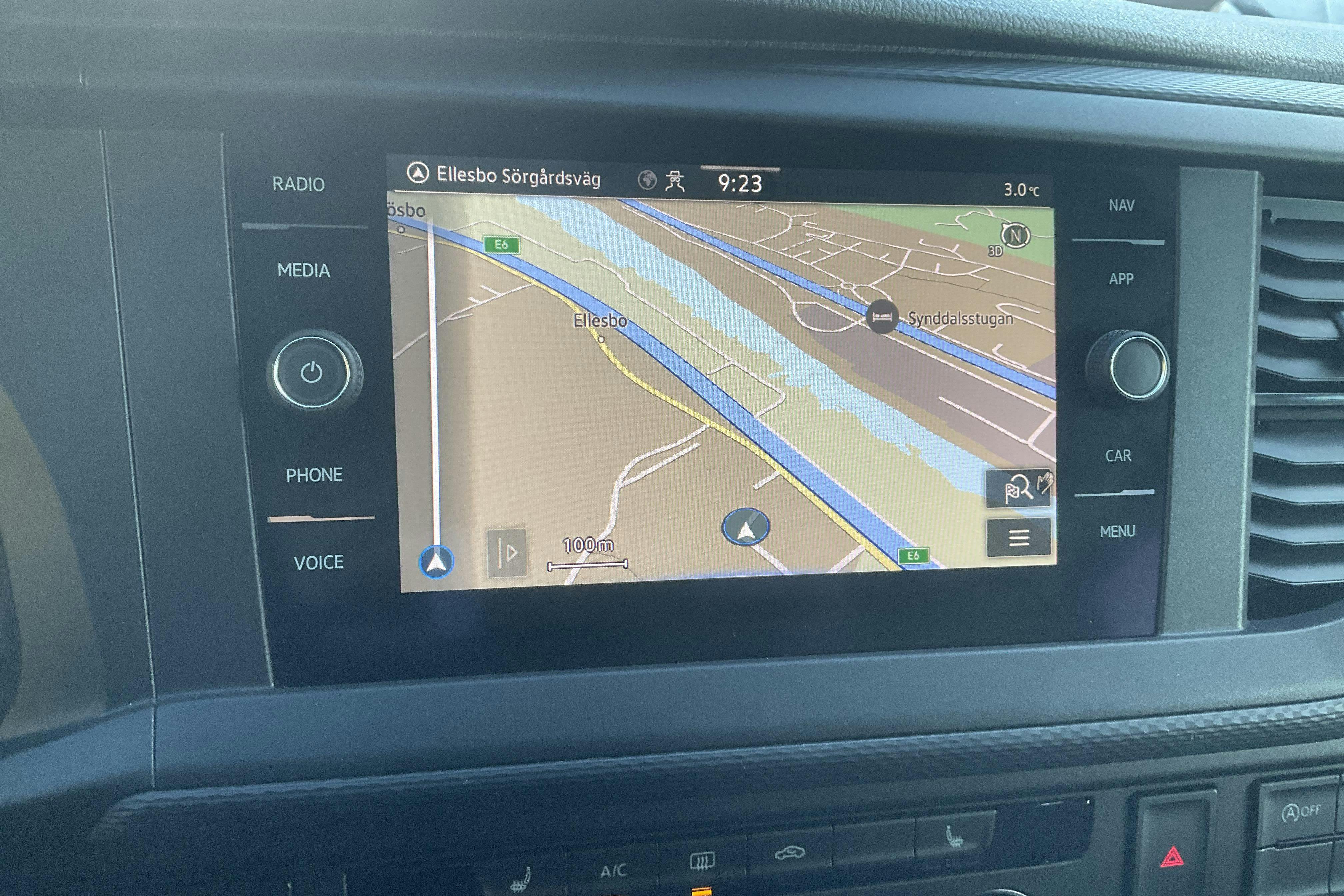 Presentationsfoto 14 av 14: VW Transporter T6 2.0 TDI BMT 4MOTION (150hk) - 16 302 mil - Manuell - vit - 2020