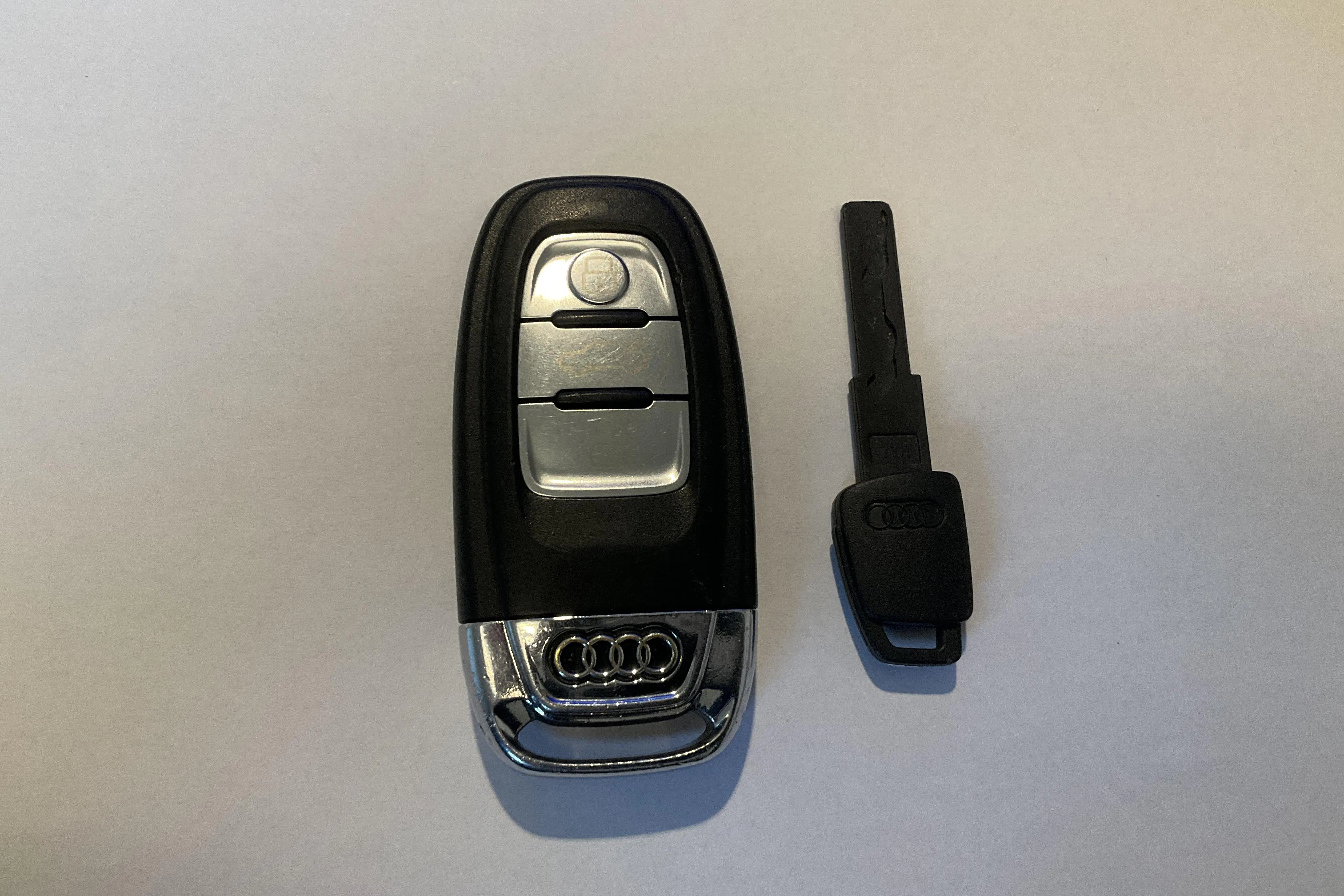 Presentation photo 13 of 13: Audi A6 3.0 TDI Avant quattro (204hk) - 246 370 km - Automatic - blue - 2014