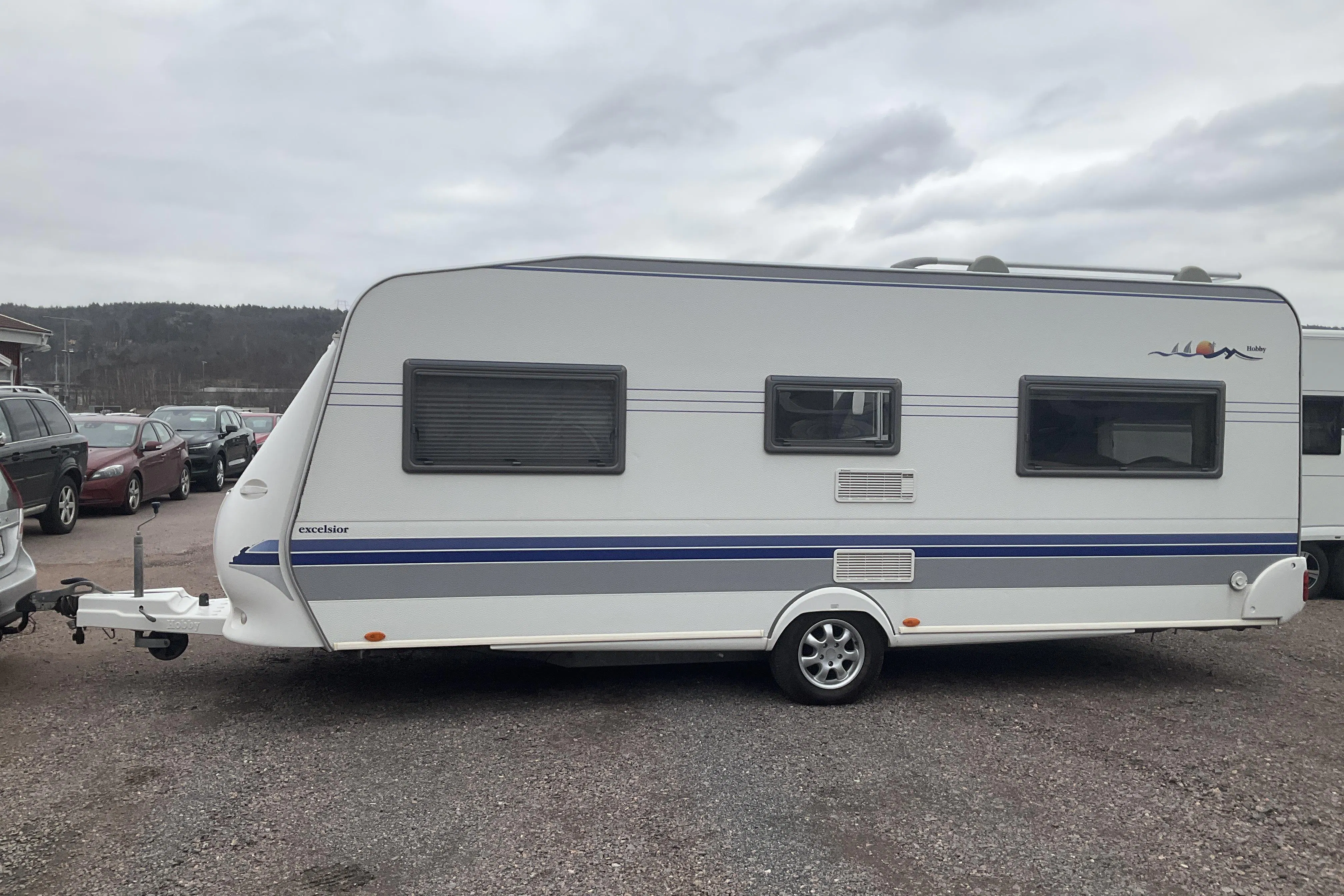 Presentation photo 2 of 29: Hobby 560 UFE excelsior Husvagn - 0 km - 2006