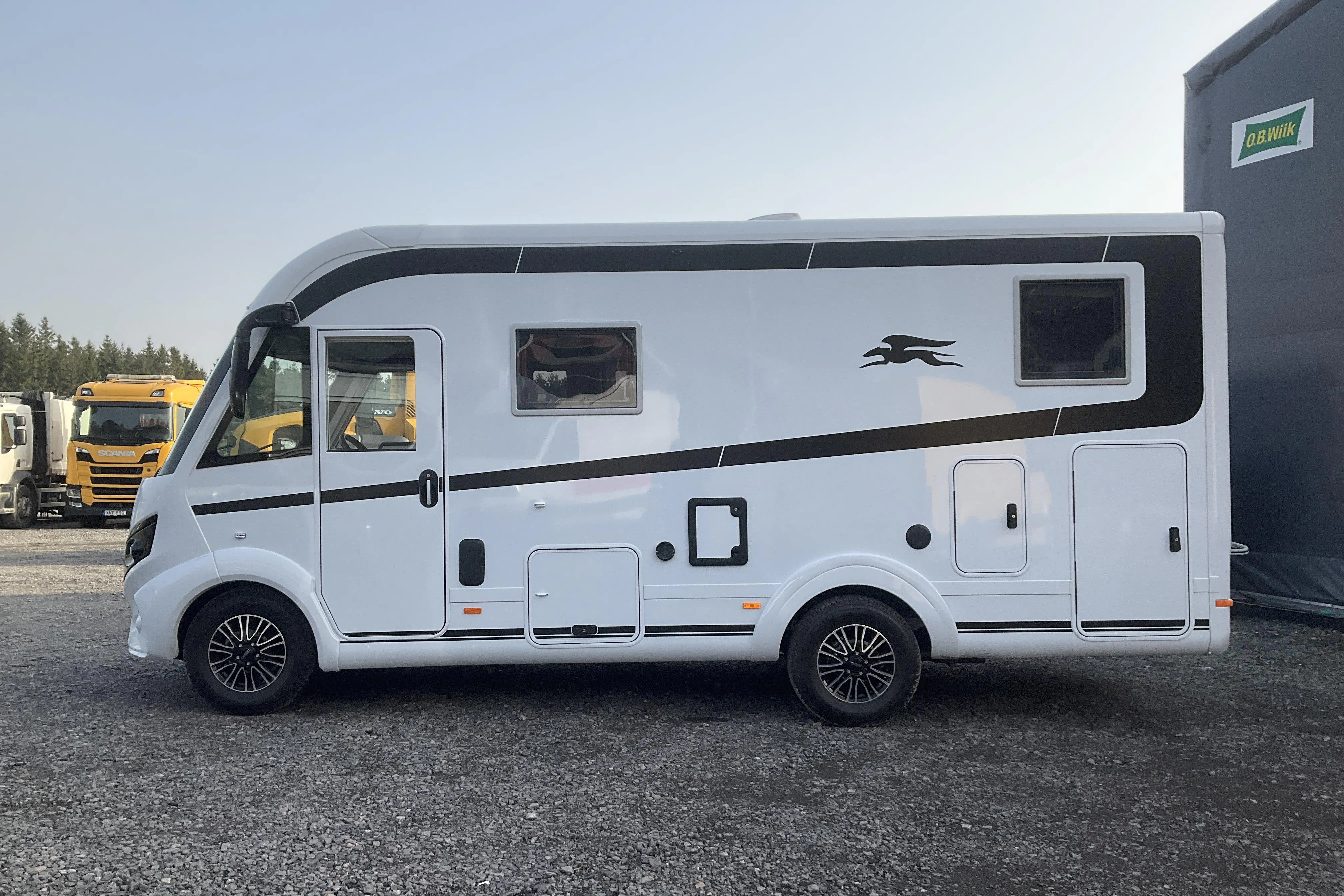 Presentationsfoto 2 av 27: FIAT LAIKA ECOVIP H 2109 Husbil - 4 mil - Automat - vit - 2024