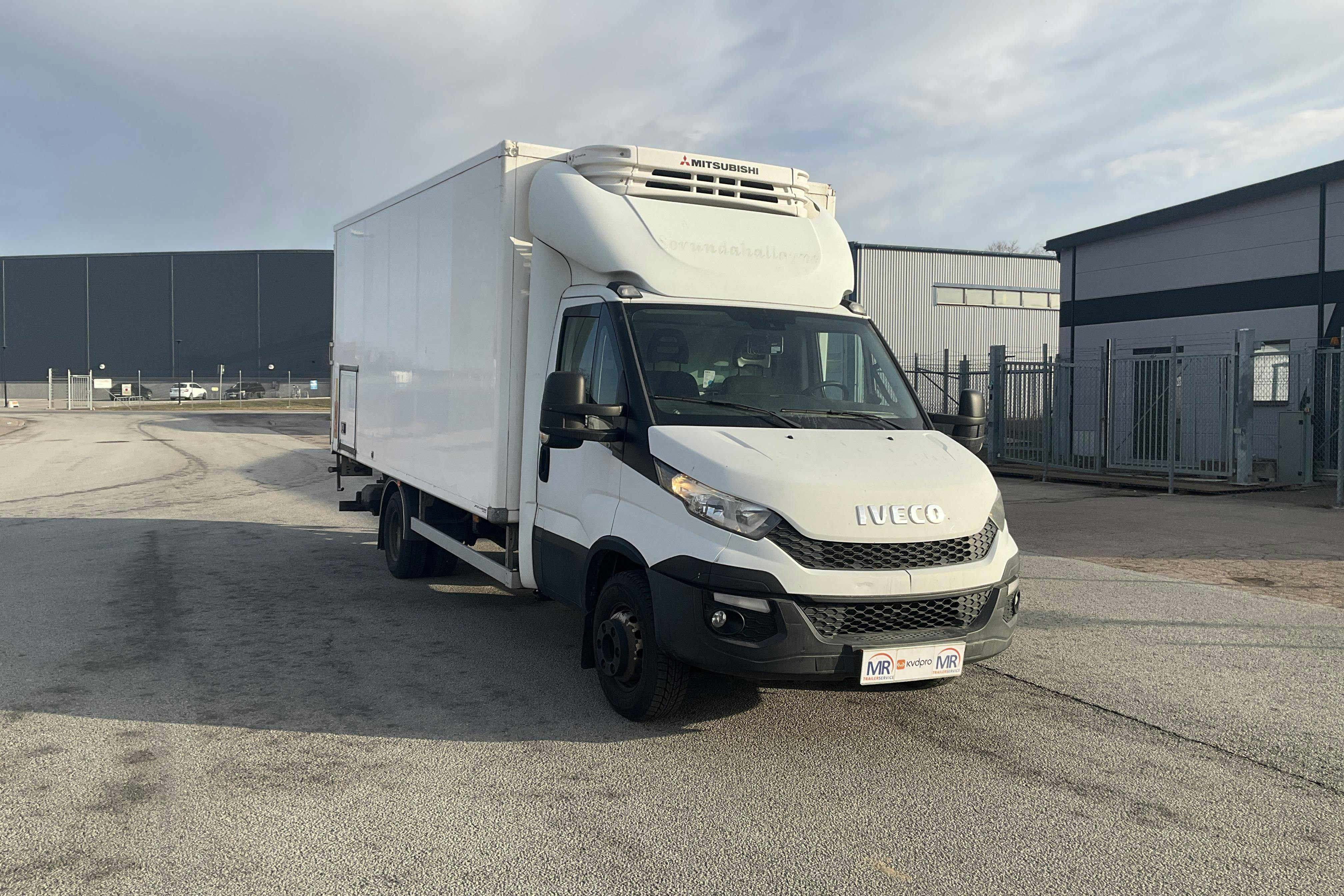 Presentationsfoto 2 av 41: Iveco DAILY 70C17H /P - 364 867 km - Manuell - vit - 2016