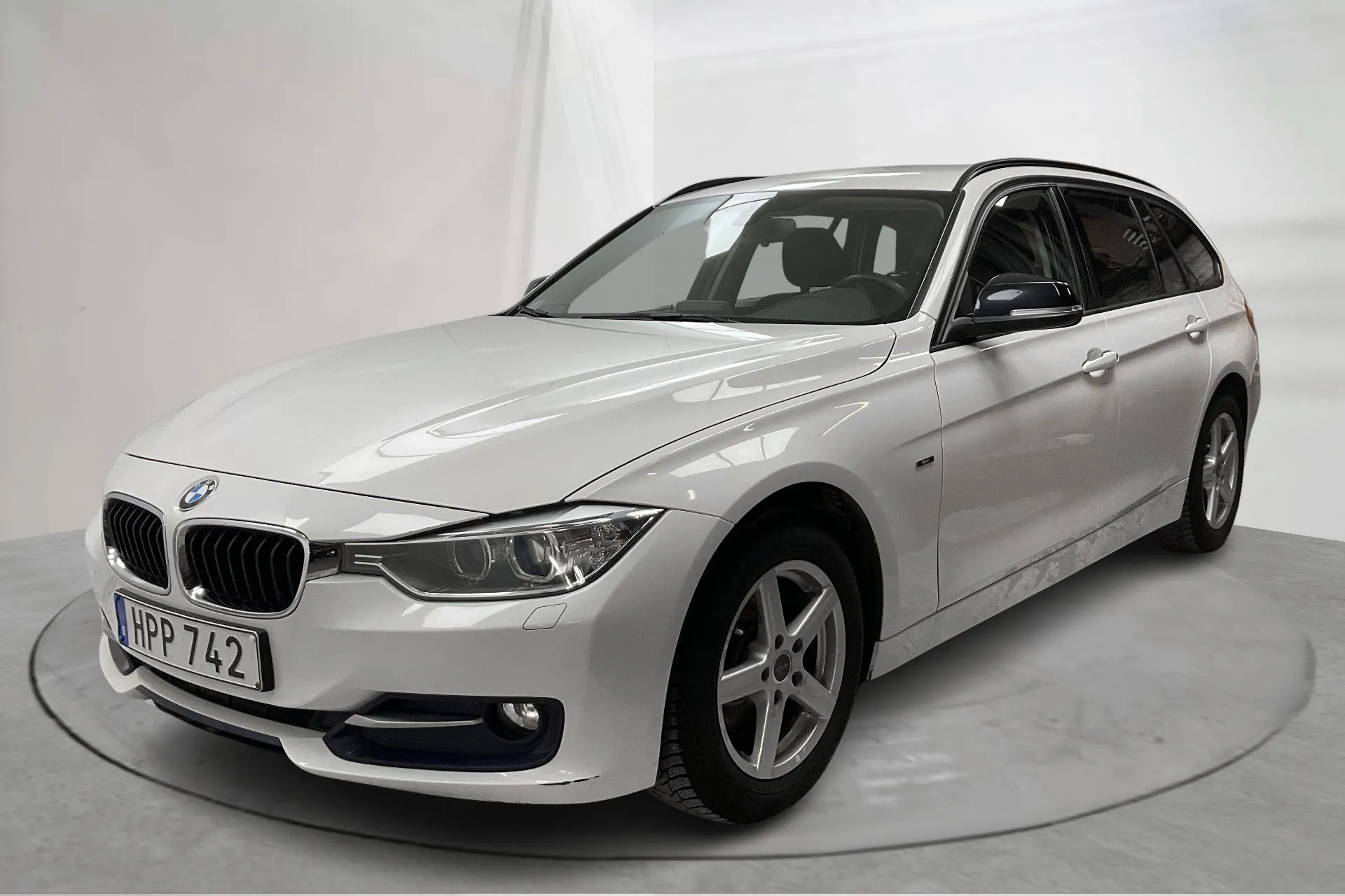BMW 318d xDrive Touring, F31 (143hk)