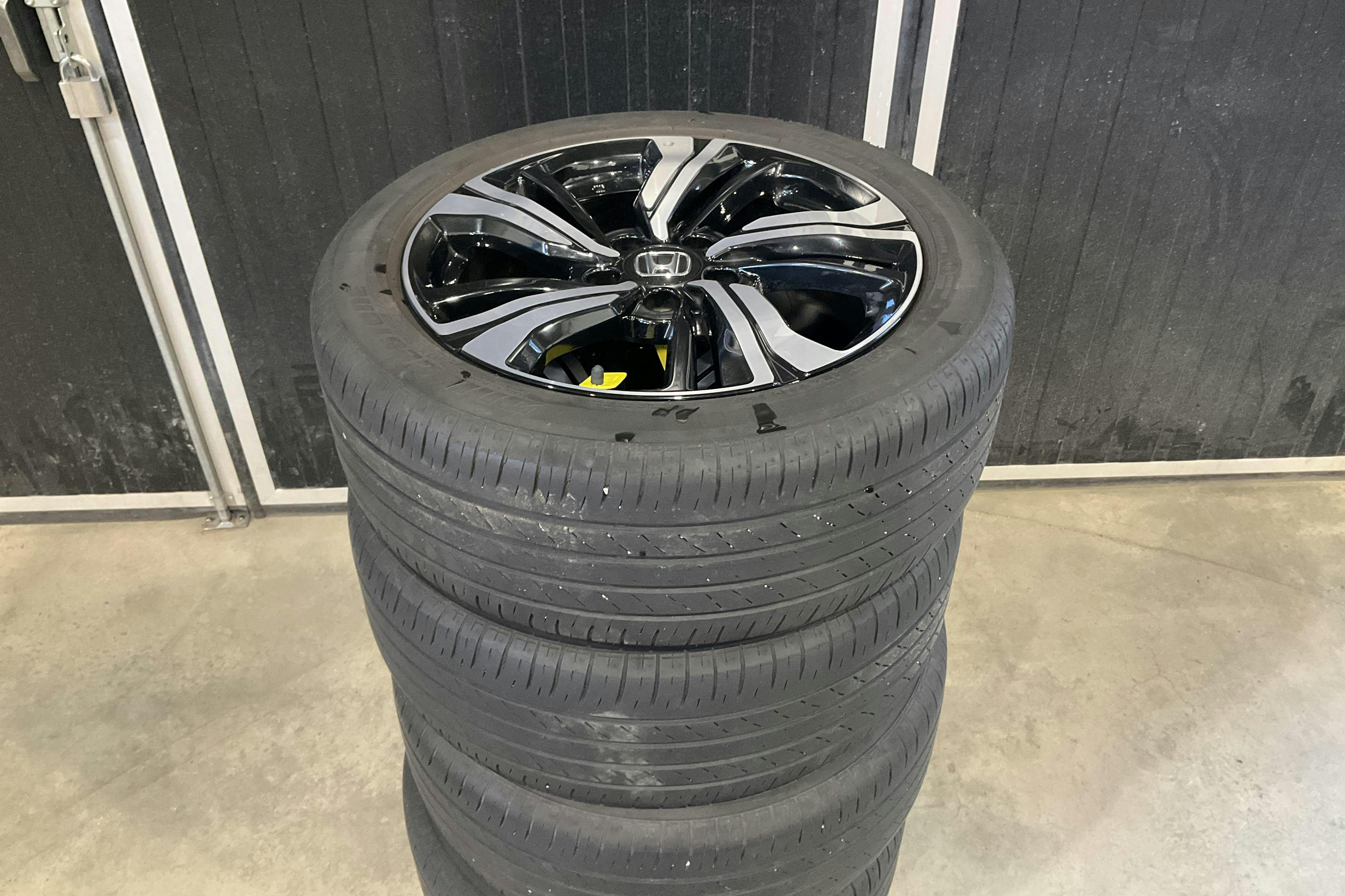 Presentationsfoto 14 av 14: Honda Civic 1.5 Sedan (182hk) - 6 614 mil - Automat - vit - 2017