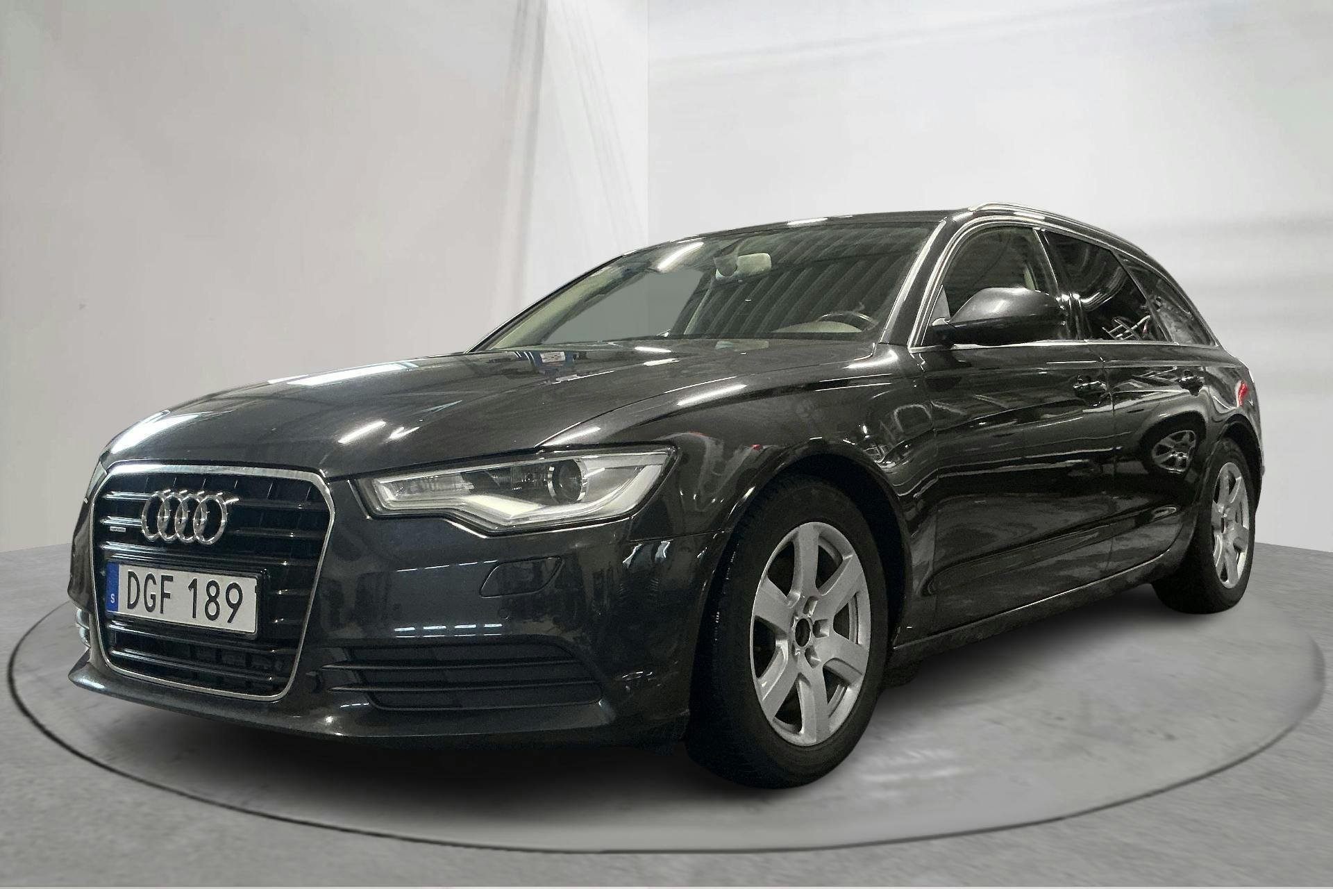 Presentationsfoto 1 av 12: Audi A6 3.0 TDI Avant quattro (204hk) - 22 536 mil - Automat - grå - 2014